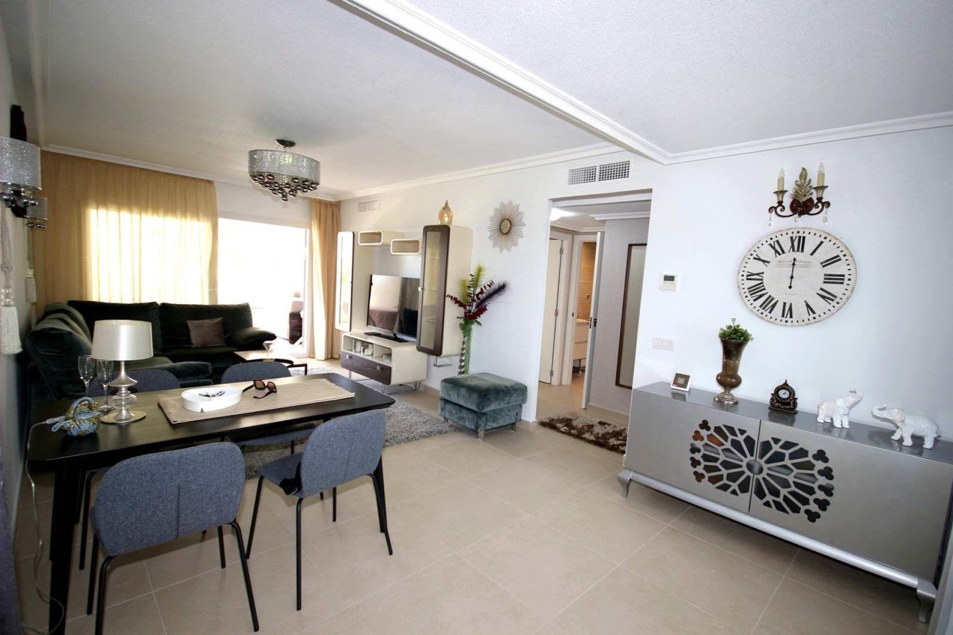 Resale - Apartment  - Torrevieja - Punta prima