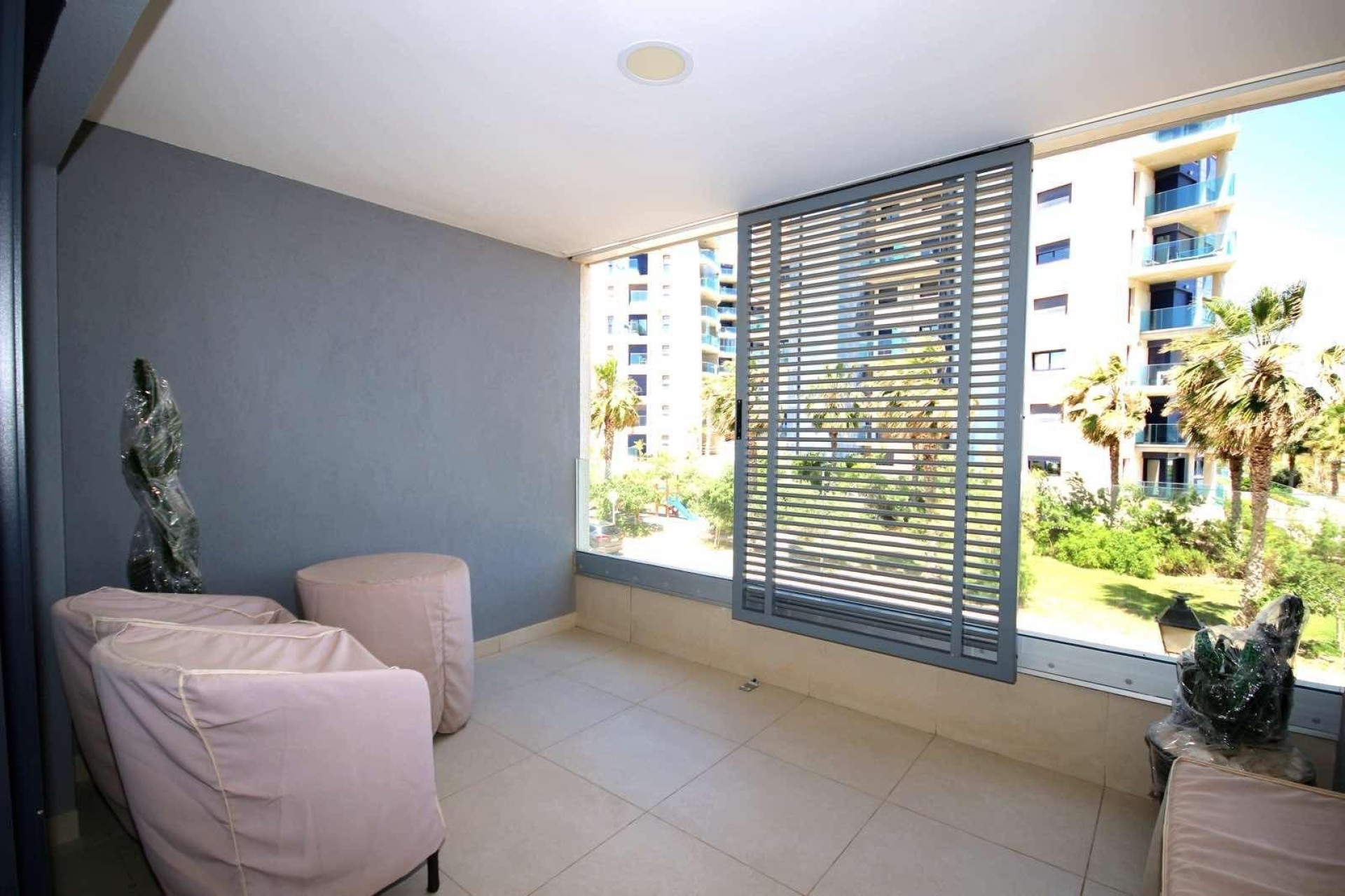 Resale - Apartment  - Torrevieja - Punta prima