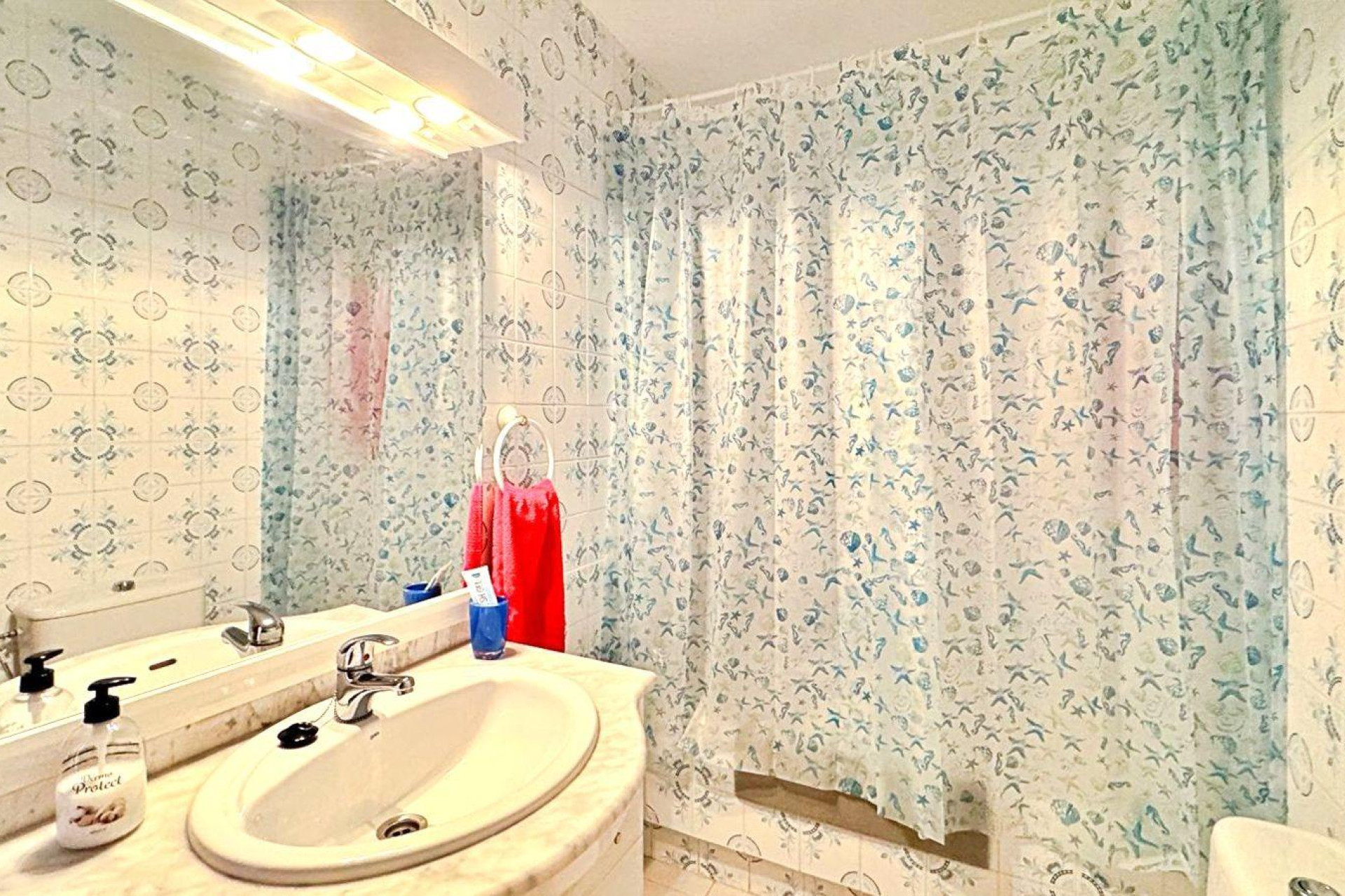 Resale - Apartment  - Torrevieja - Punta prima