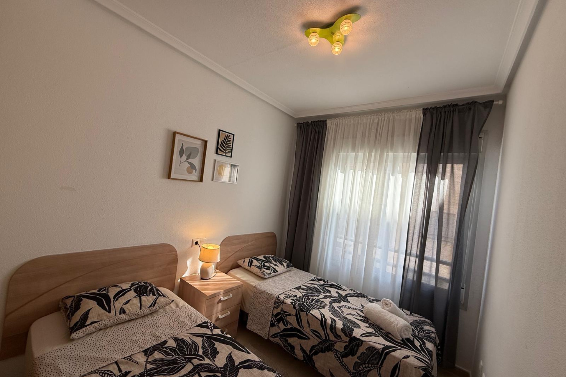 Resale - Apartment  - Torrevieja - Punta prima