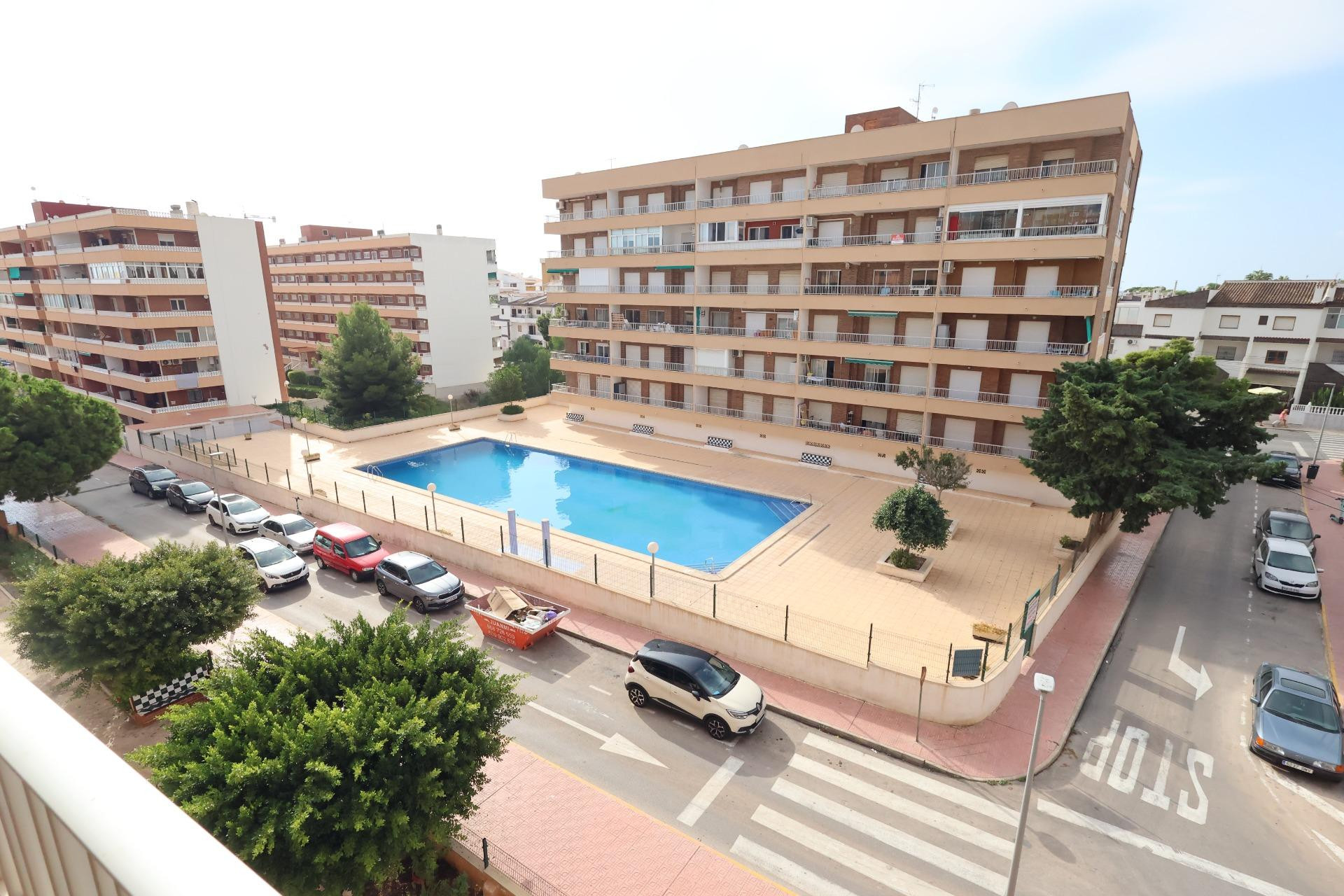 Resale - Apartment  - Torrevieja - Punta prima