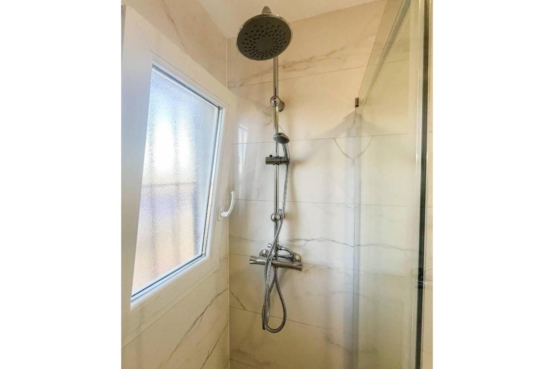 Resale - Apartment  - Torrevieja - Punta prima