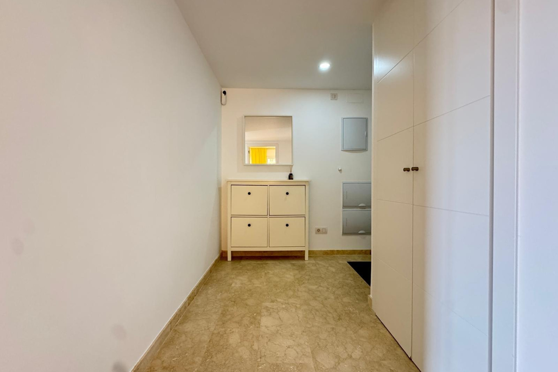 Resale - Apartment  - Torrevieja - Punta prima