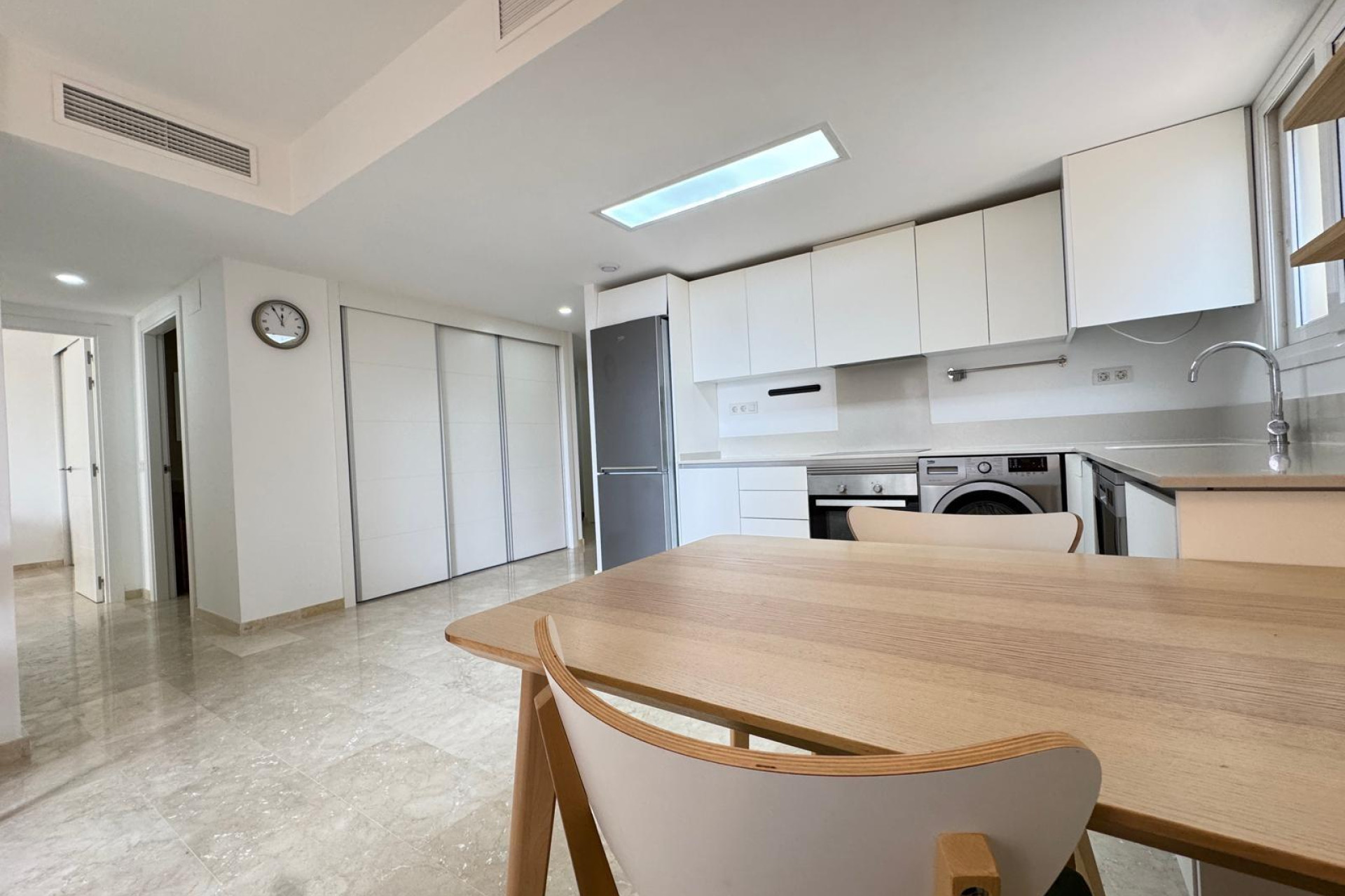 Resale - Apartment  - Torrevieja - Punta prima