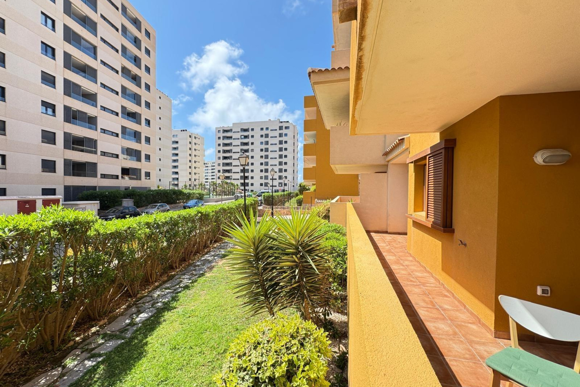 Resale - Apartment  - Torrevieja - Punta prima