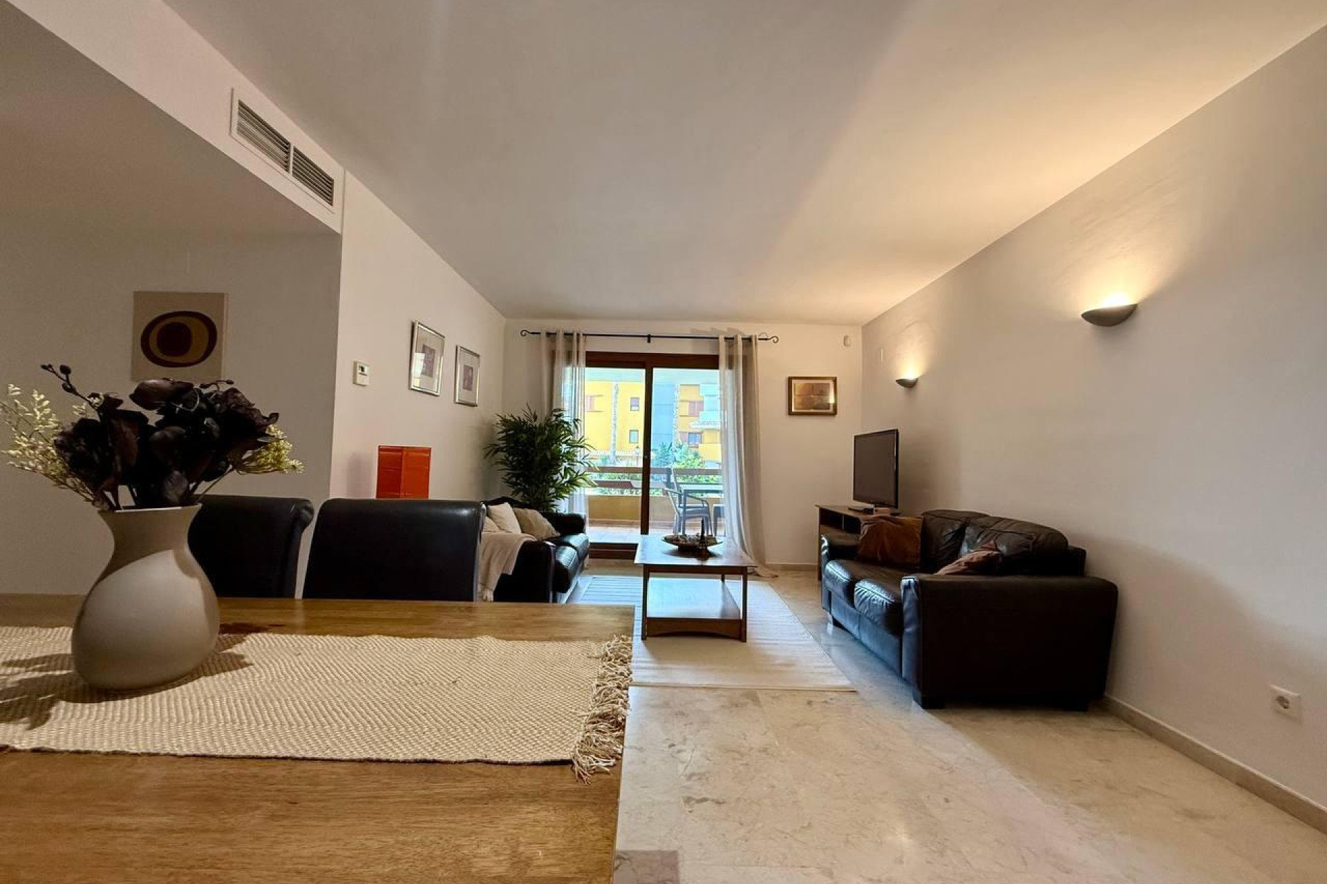 Resale - Apartment  - Torrevieja - Punta prima