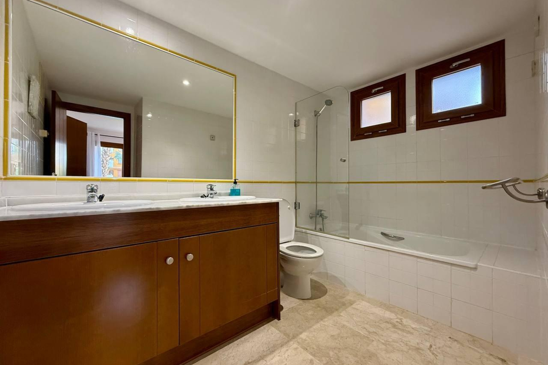 Resale - Apartment  - Torrevieja - Punta prima