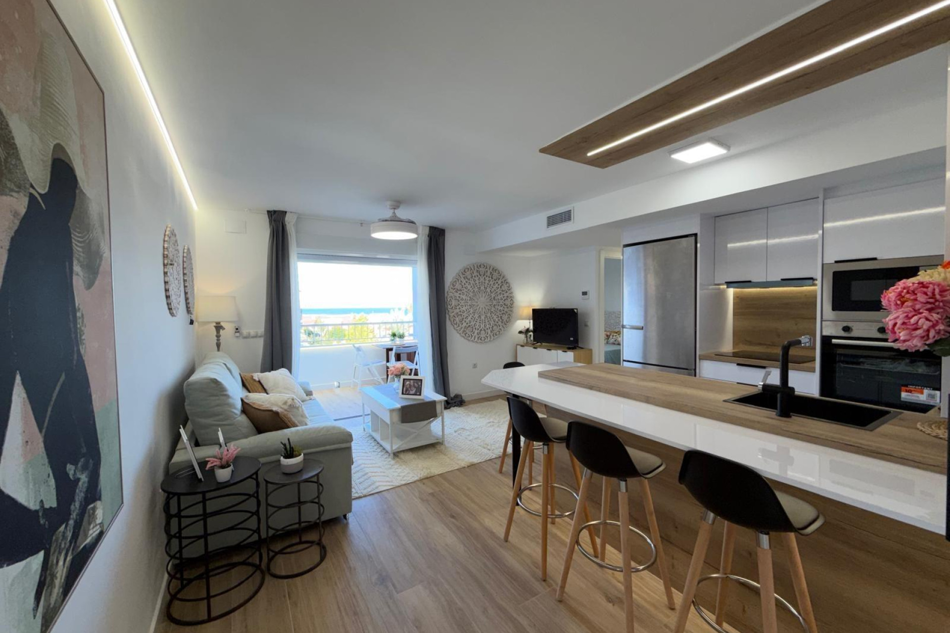 Resale - Apartment  - Torrevieja - Punta prima
