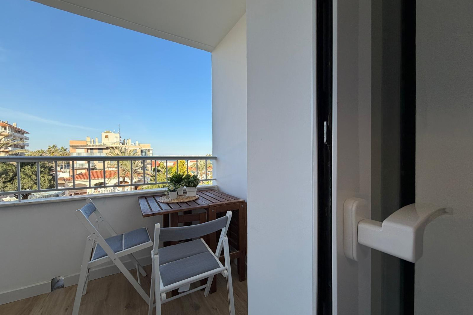 Resale - Apartment  - Torrevieja - Punta prima