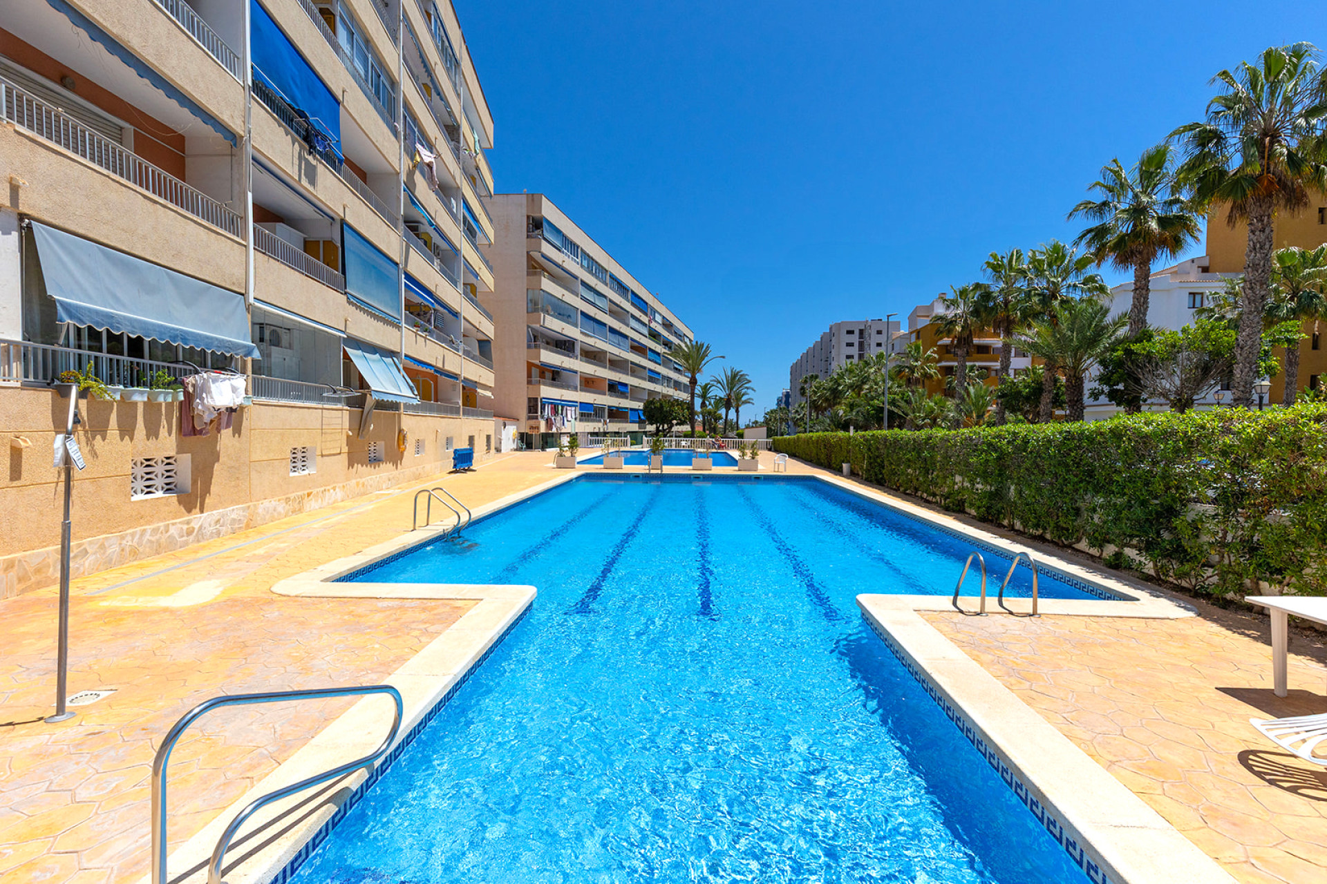 Resale - Apartment  - Torrevieja - Rocio del Mar