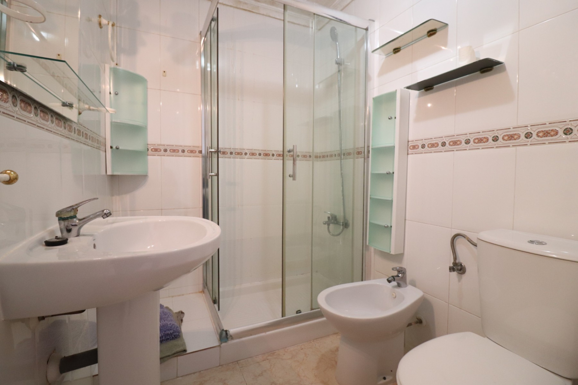 Resale - Apartment  - Torrevieja - San Luis