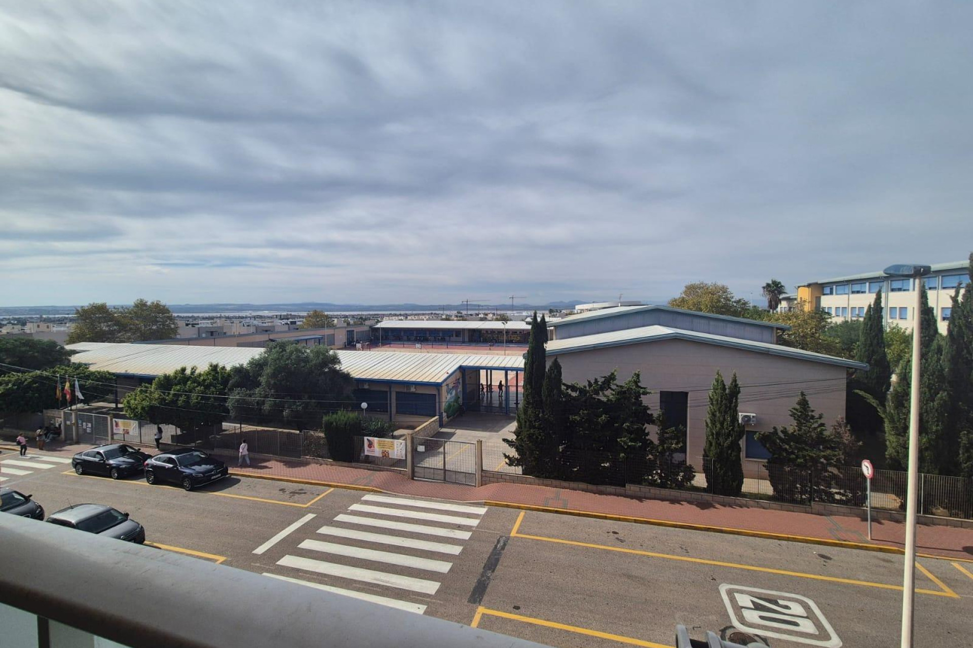 Resale - Apartment  - Torrevieja - Sector 25