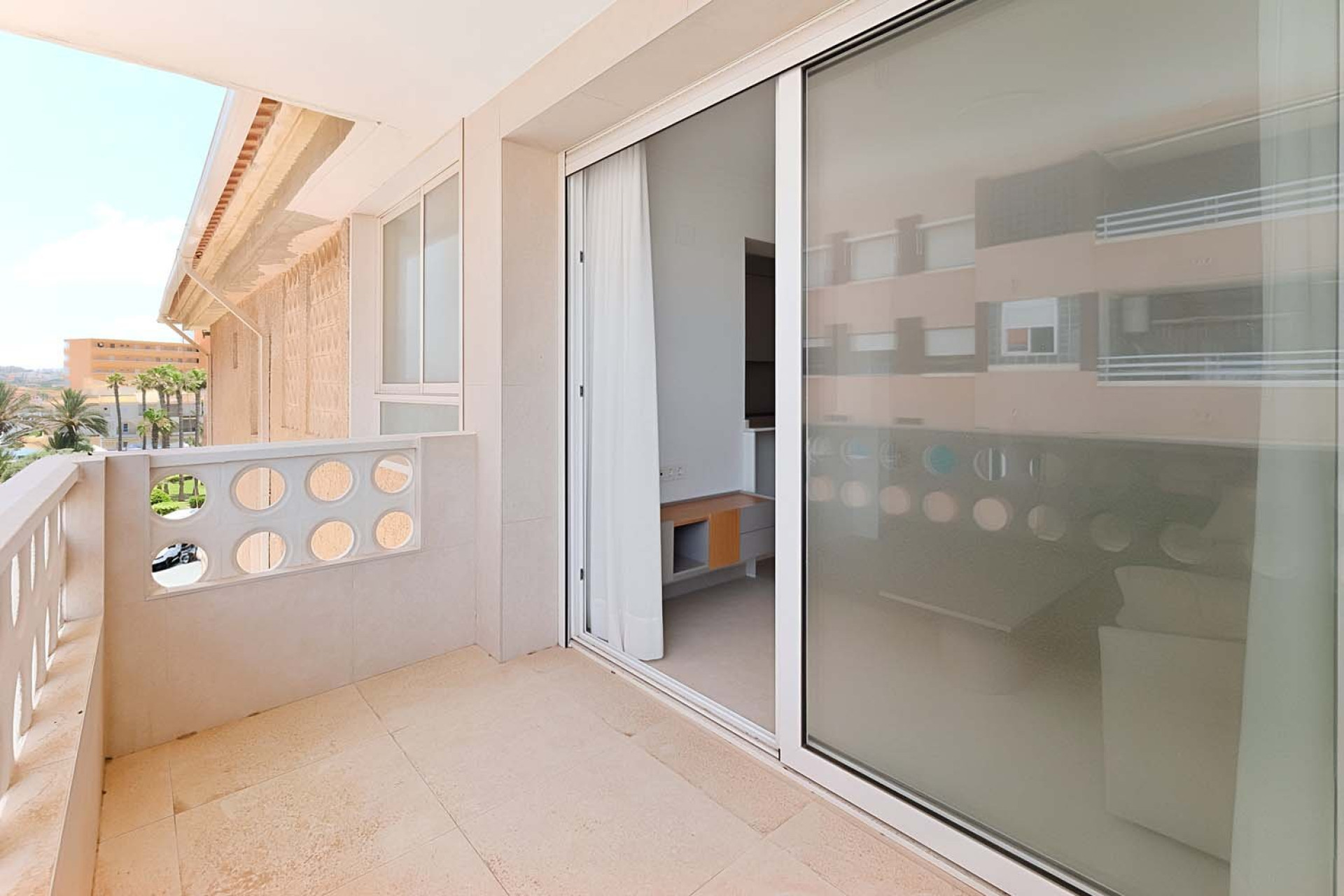 Resale - Apartment  - Torrevieja - Torre La Mata