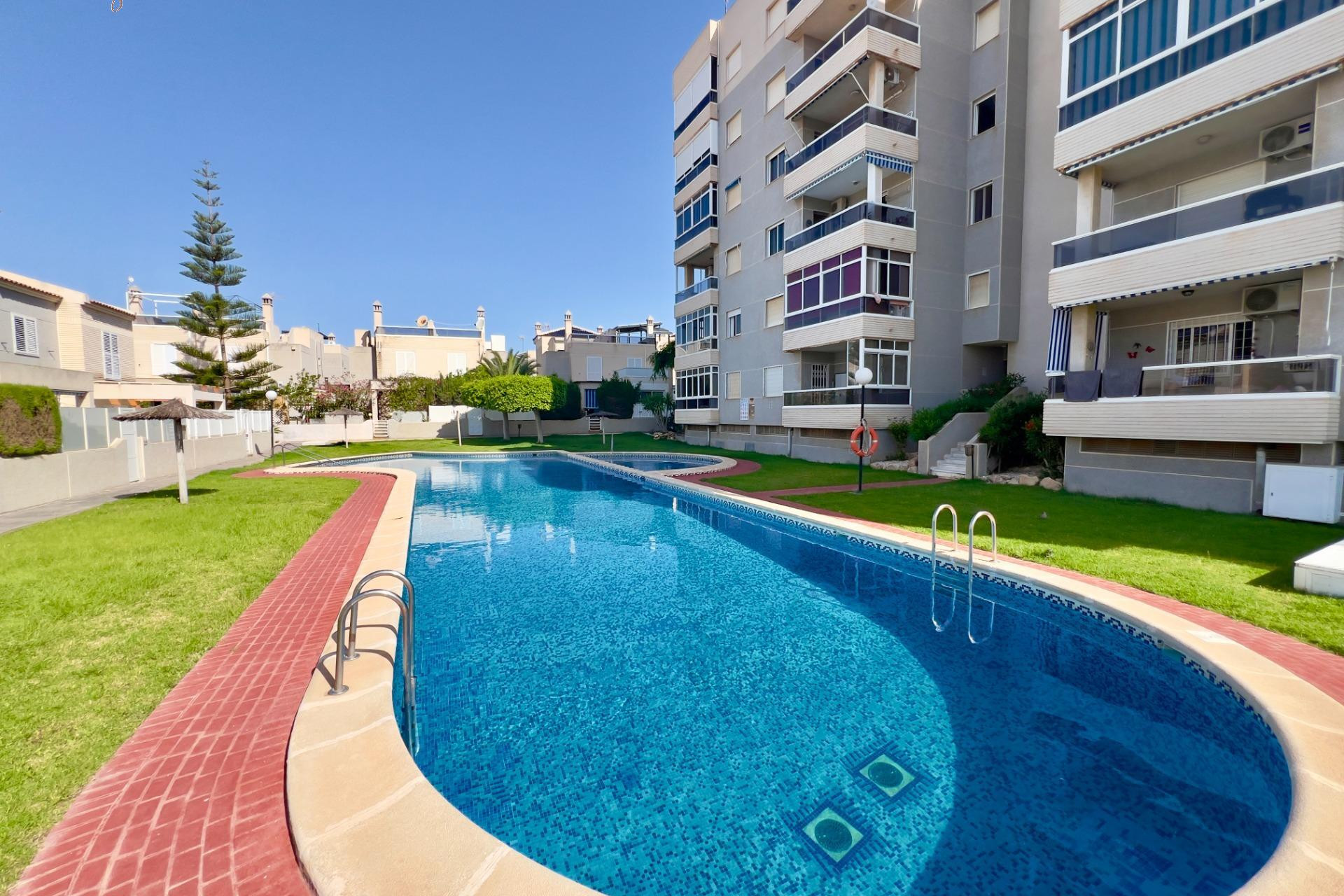 Resale - Apartment  - Torrevieja - Torreblanca