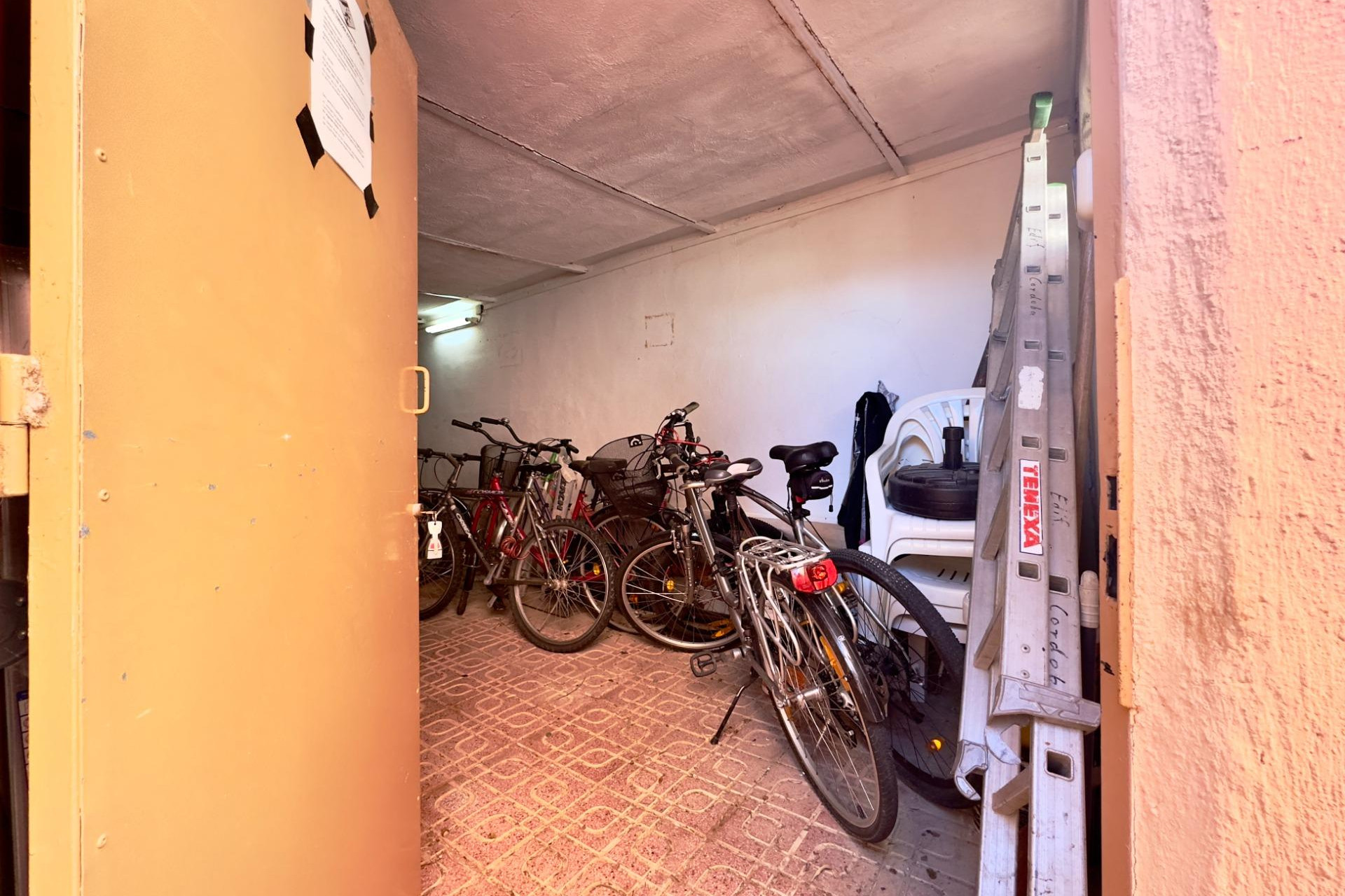 Resale - Apartment  - Torrevieja - Torreblanca