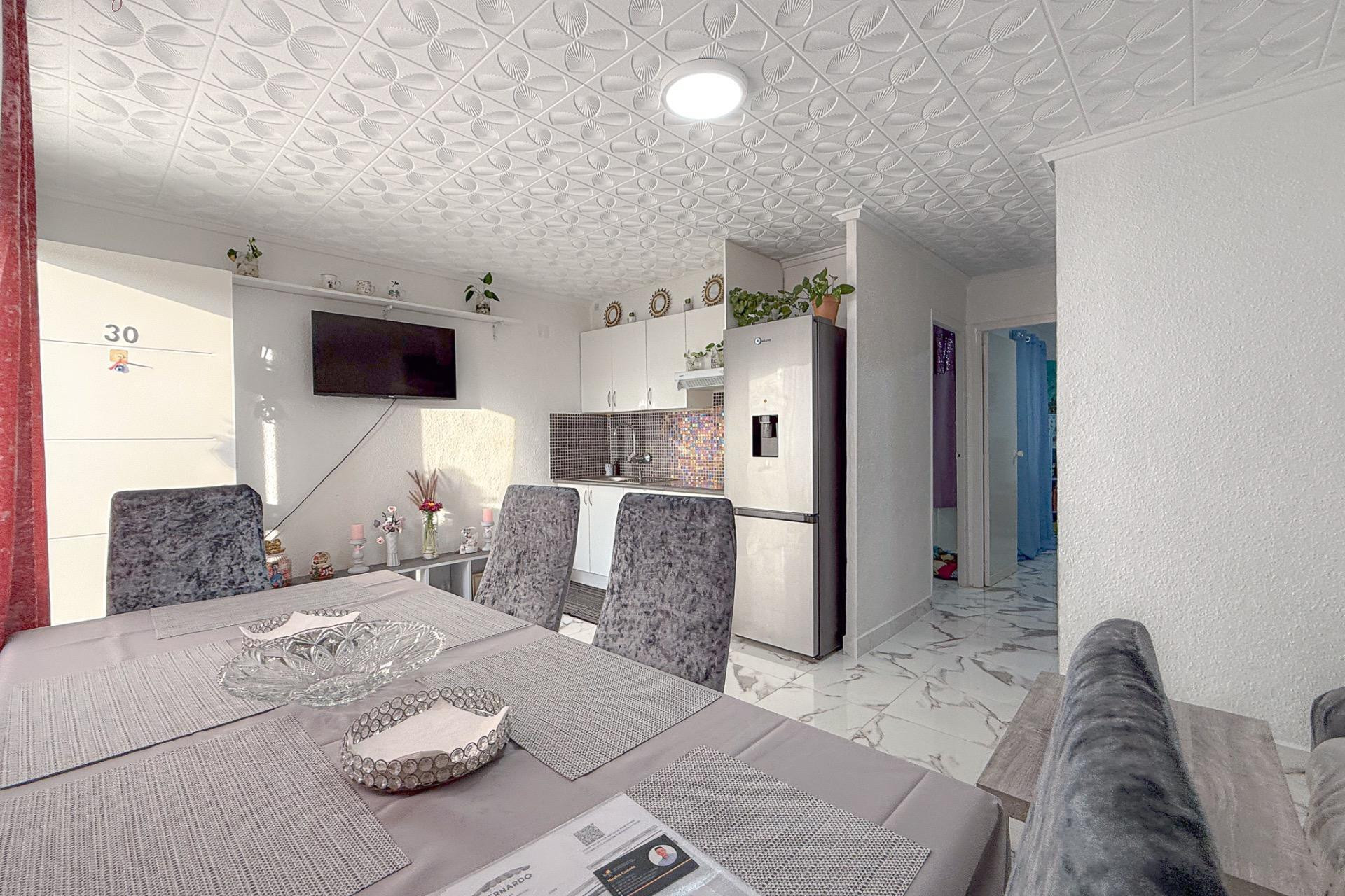 Resale - Apartment  - Torrevieja - Torretas