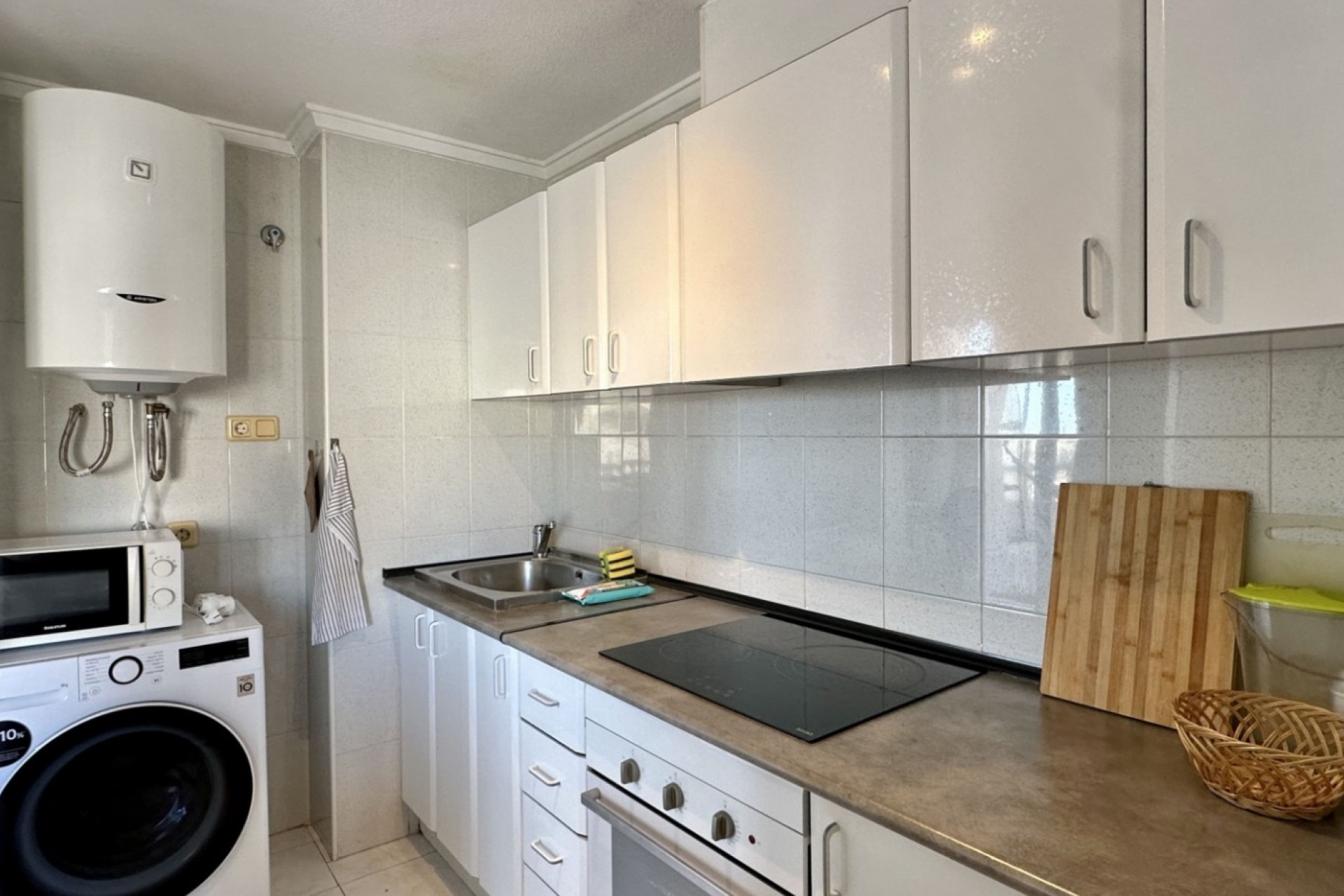 Resale - Apartment  - Torrevieja - Torrevieja - Centre