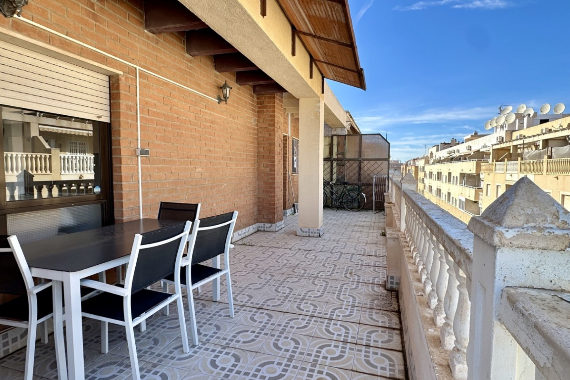 Resale - Apartment  - Torrevieja - Torrevieja - Centre