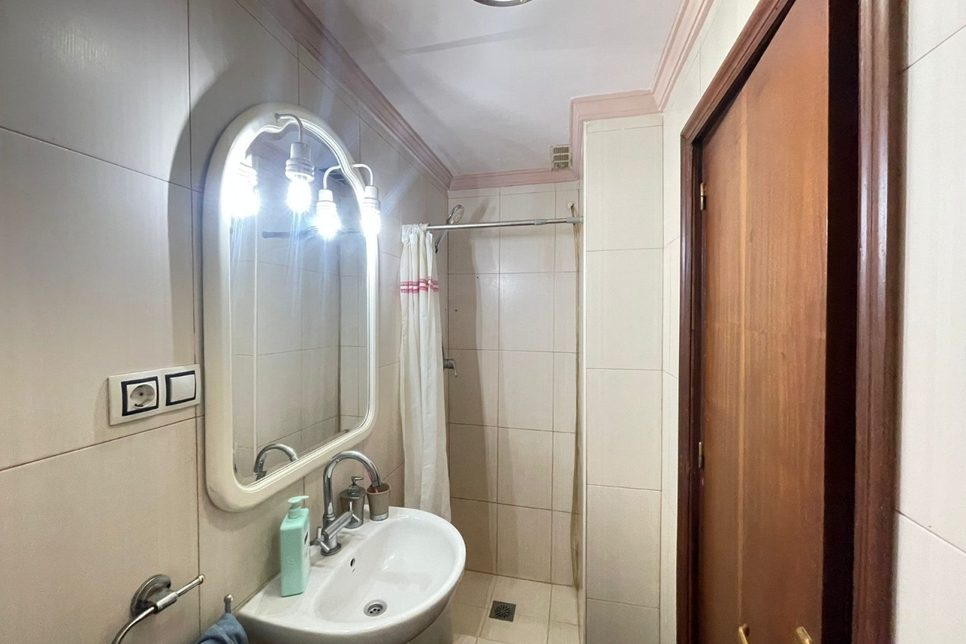 Resale - Apartment  - Torrevieja - Torrevieja - Centre