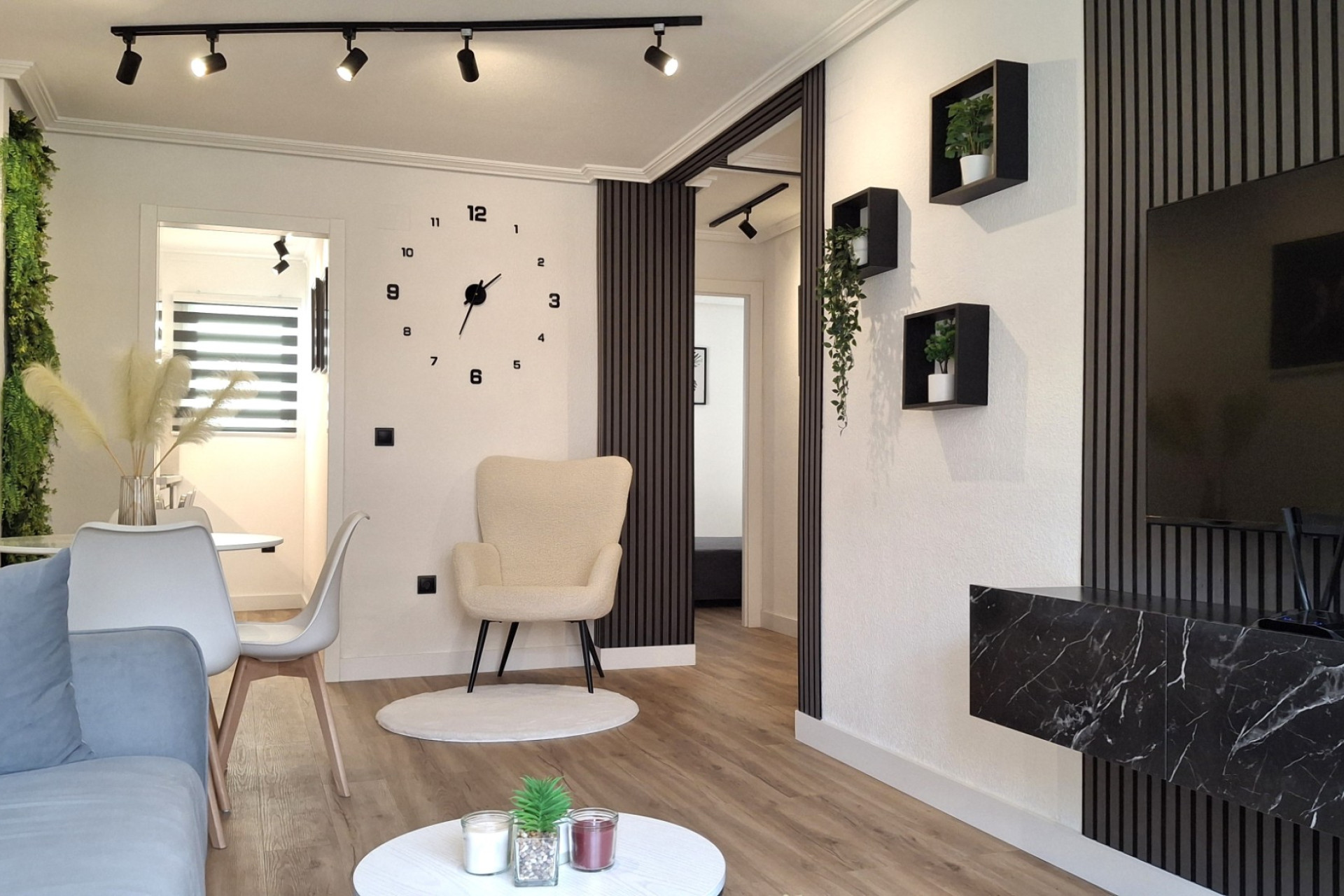 Resale - Apartment  - Torrevieja - Torrevieja - Centre