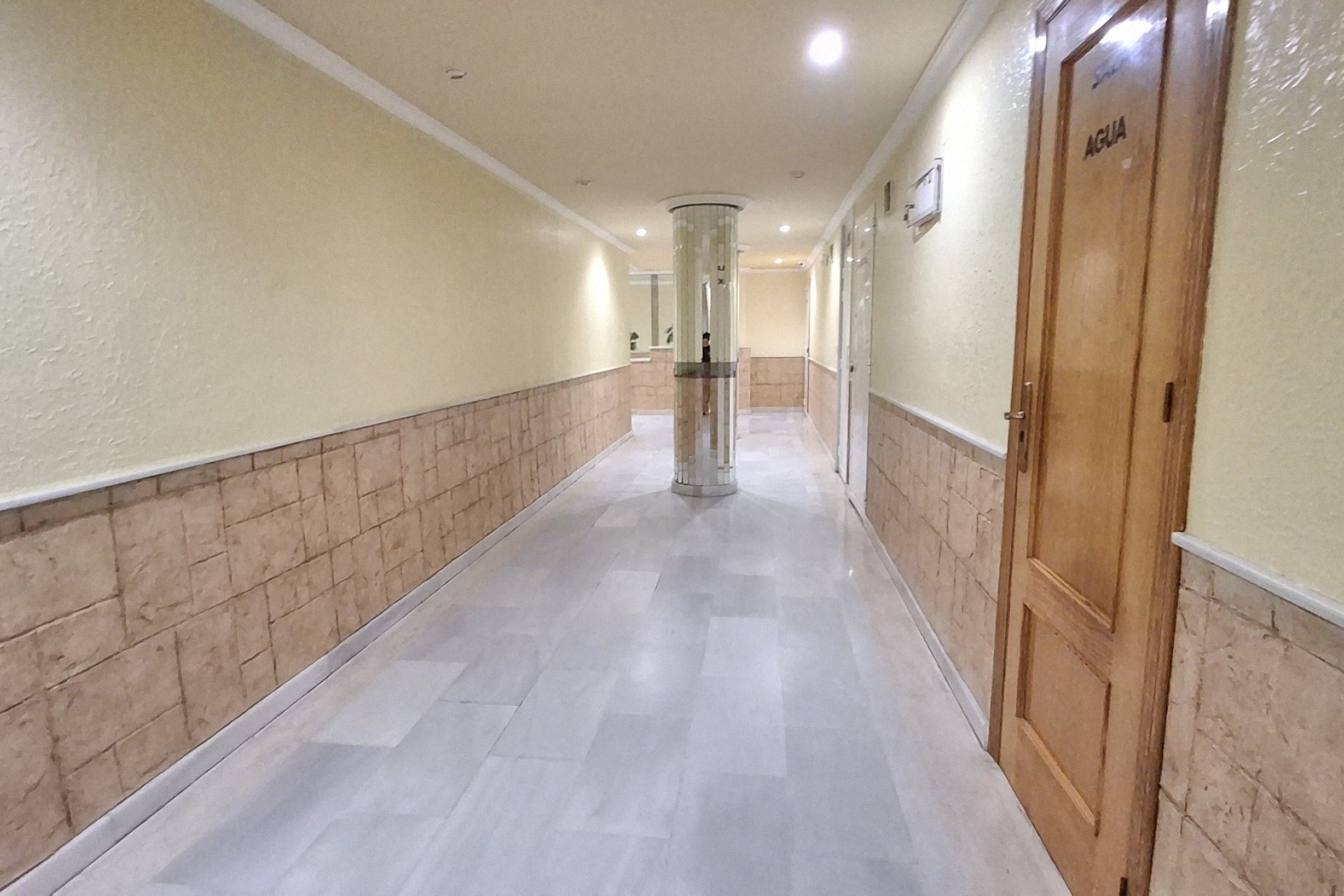 Resale - Apartment  - Torrevieja - Torrevieja - Centre