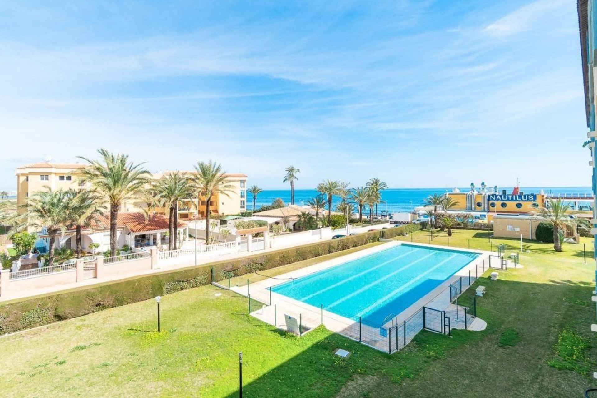 Resale - Apartment  - Torrevieja - torrevieja