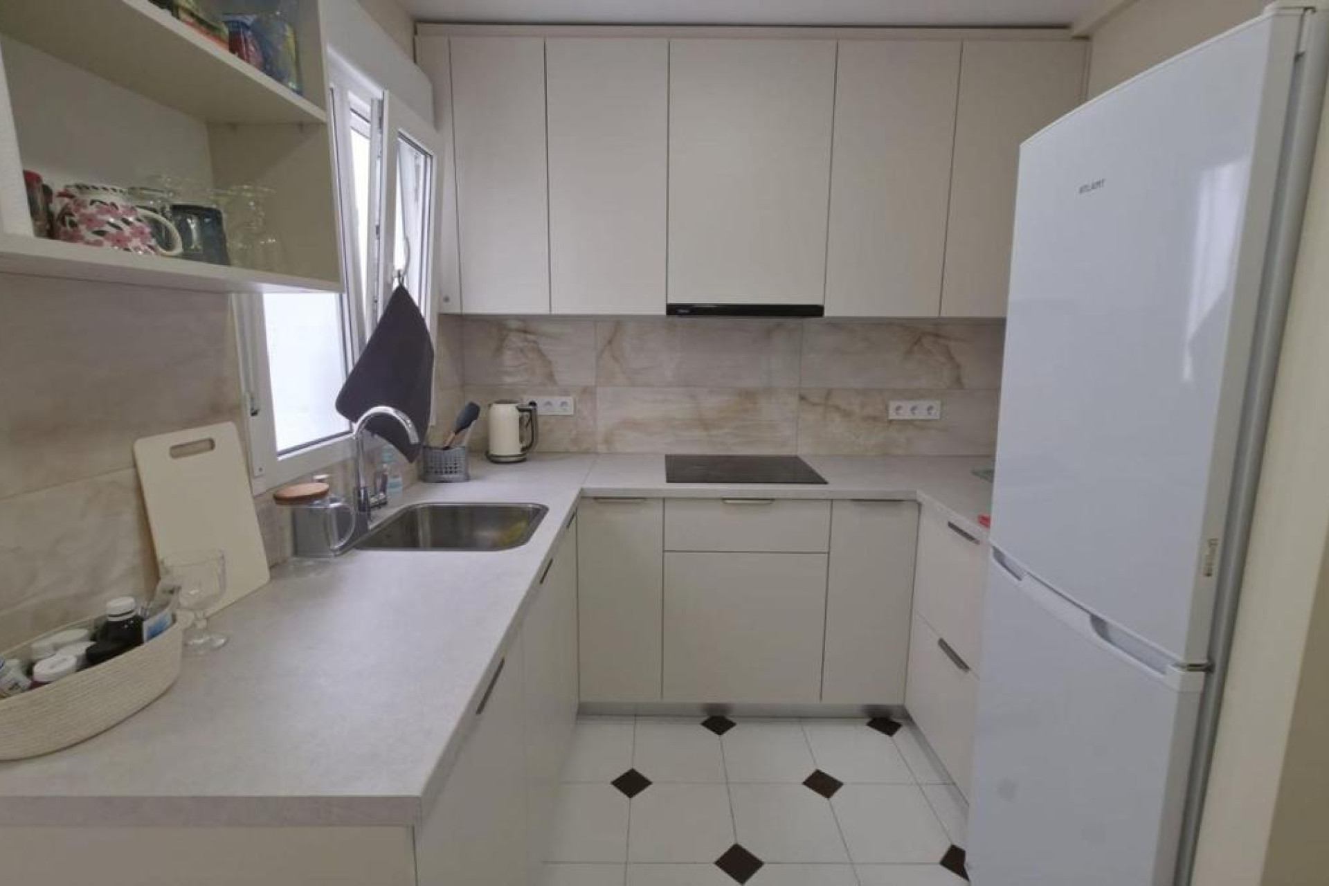 Resale - Apartment  - Torrevieja - torrevieja