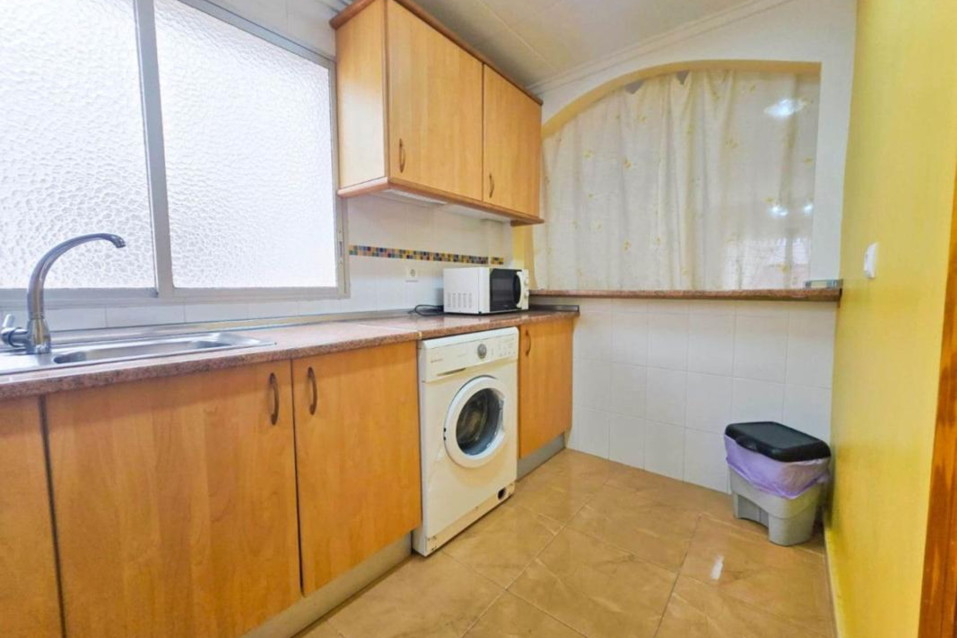 Resale - Apartment  - Torrevieja - torrevieja