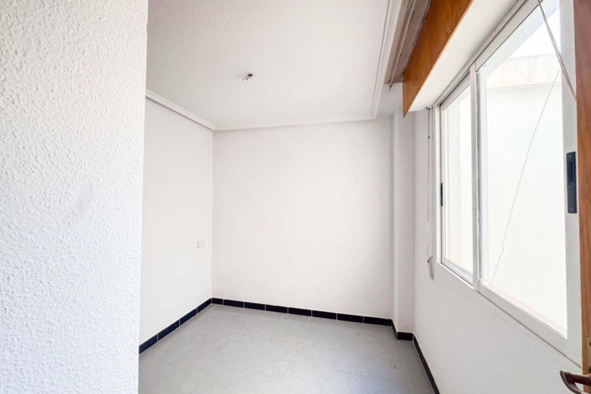 Resale - Apartment  - Torrevieja - torrevieja