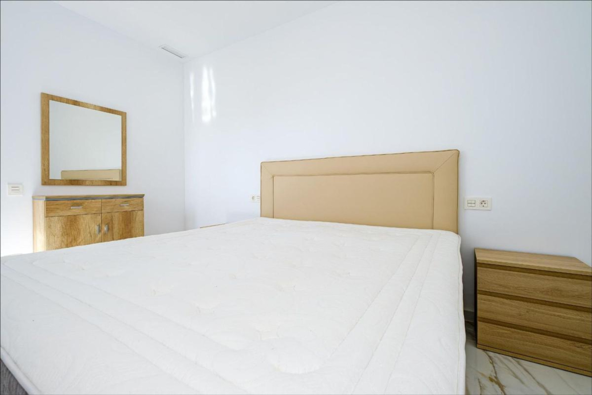 Resale - Apartment  - Torrevieja - torrevieja