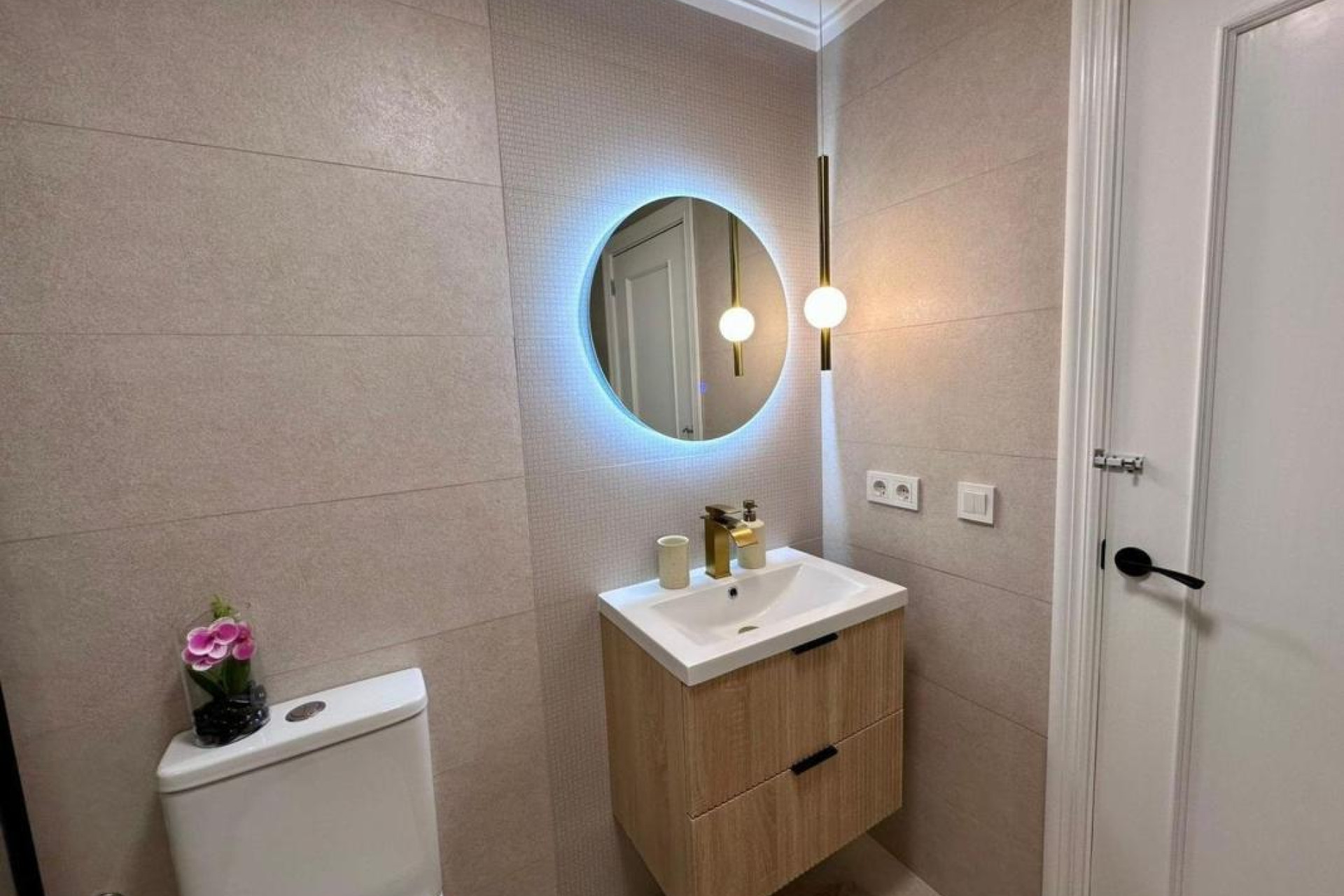 Resale - Apartment  - Torrevieja - torrevieja