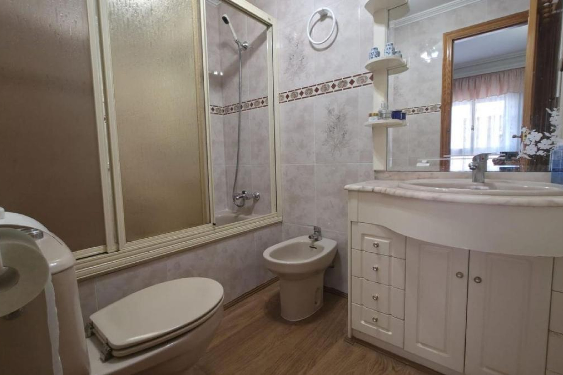 Resale - Apartment  - Torrevieja - torrevieja