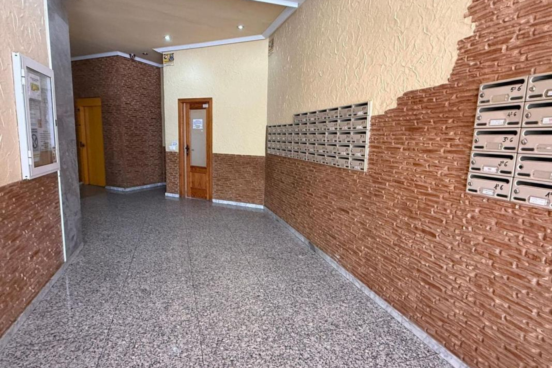 Resale - Apartment  - Torrevieja - torrevieja