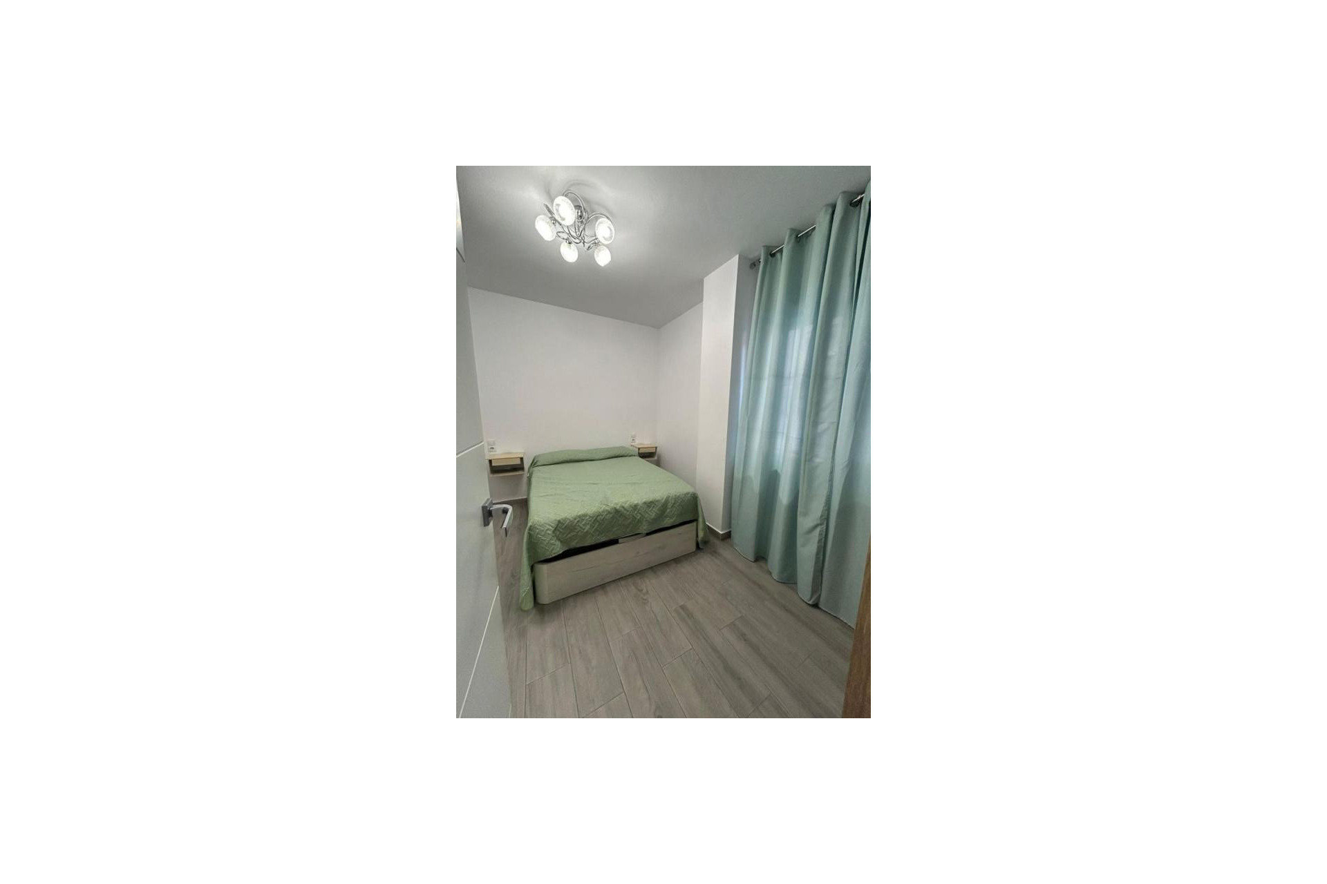 Resale - Apartment  - Torrevieja - torrevieja