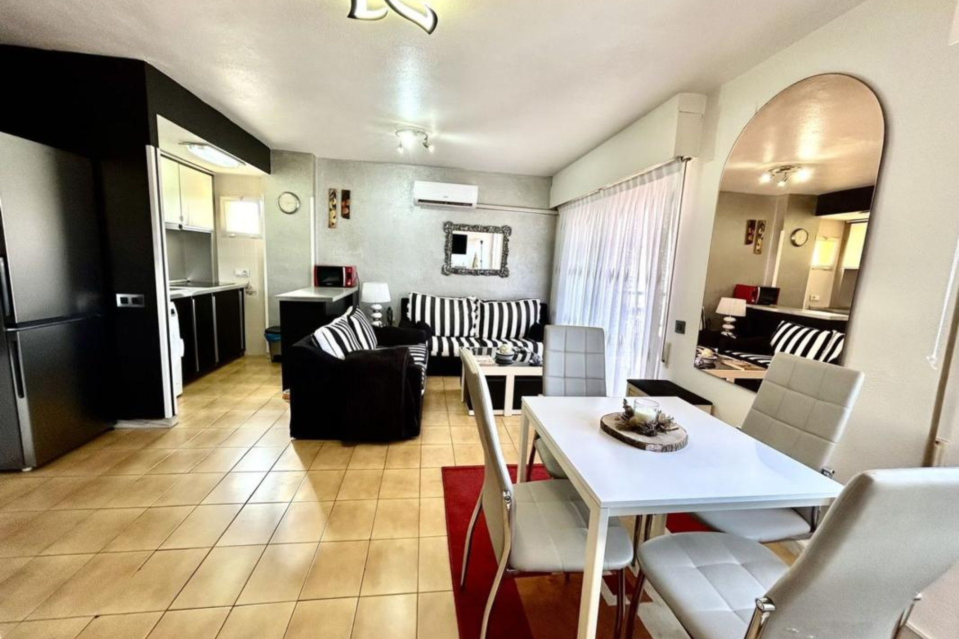 Resale - Apartment  - Torrevieja - torrevieja