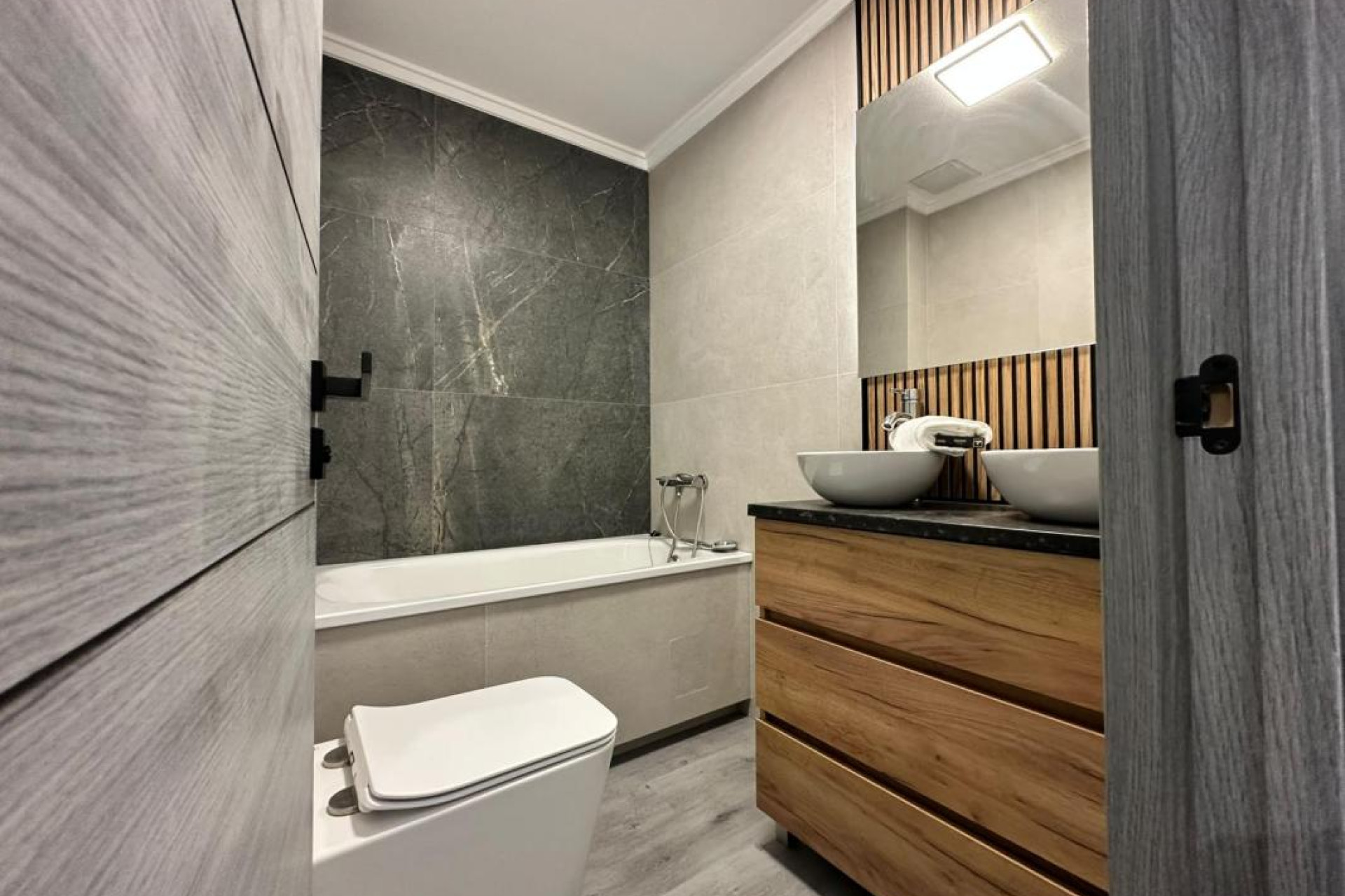 Resale - Apartment  - Torrevieja - torrevieja