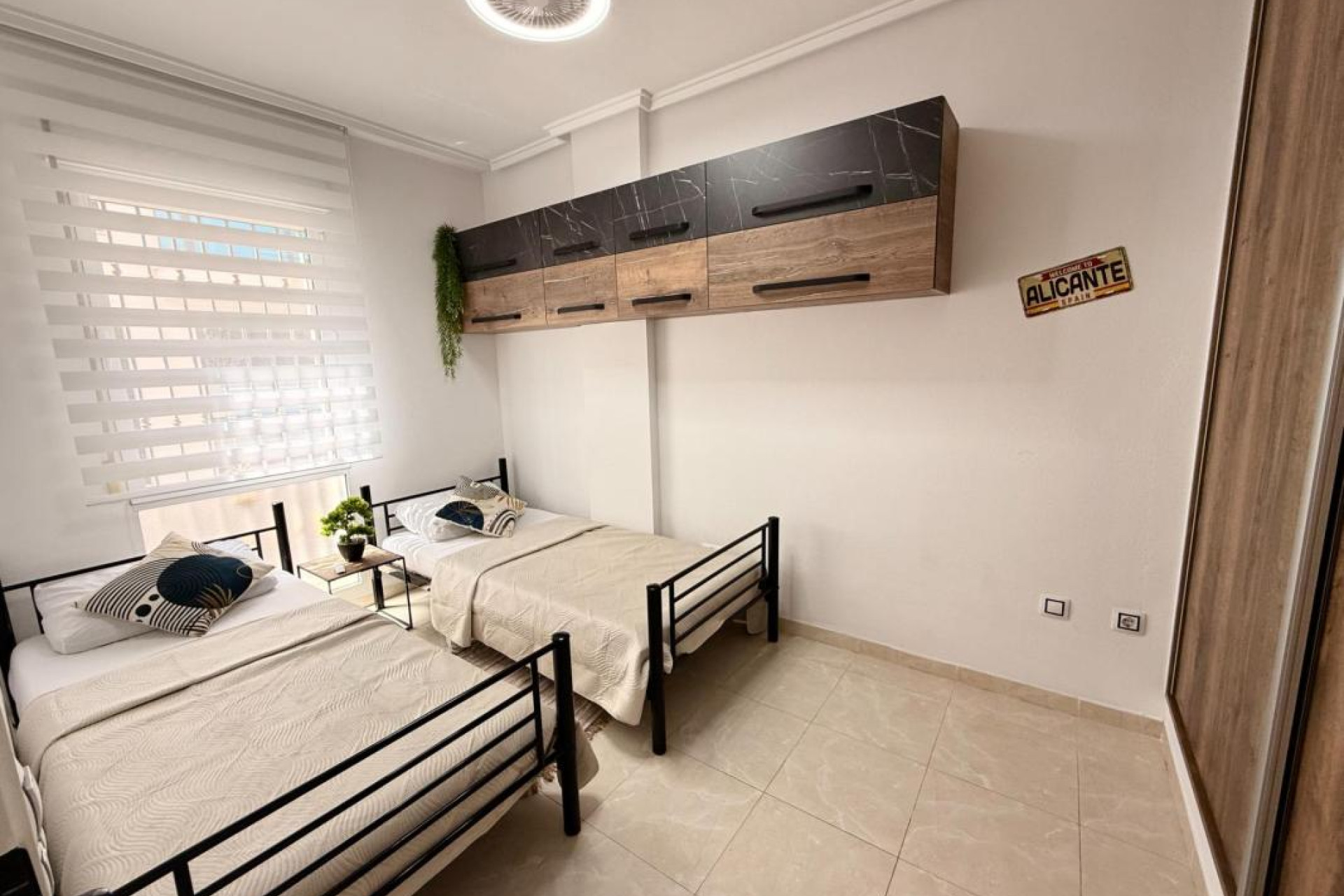 Resale - Apartment  - Torrevieja - torrevieja