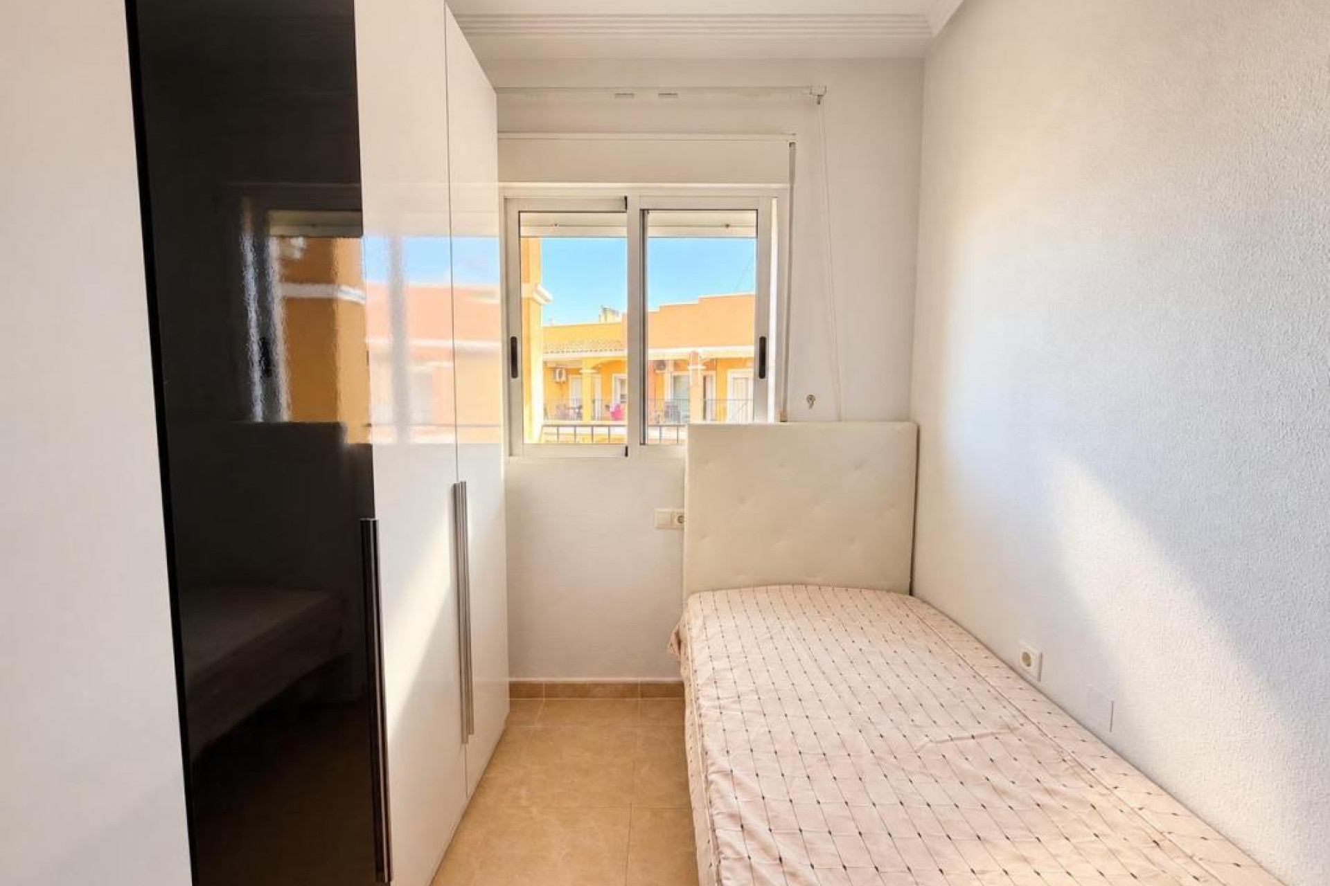 Resale - Apartment  - Torrevieja - torrevieja