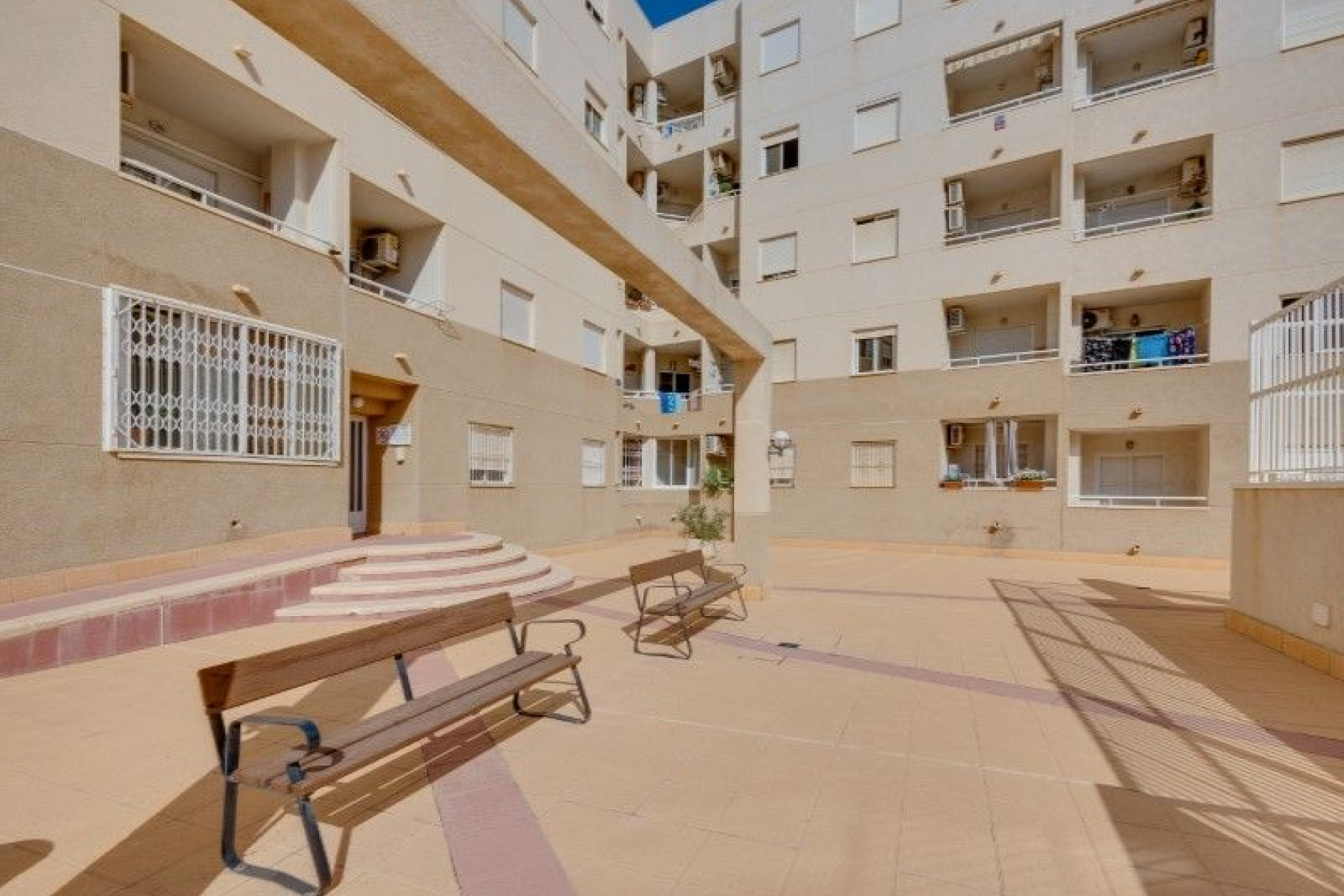 Resale - Apartment  - Torrevieja - torrevieja