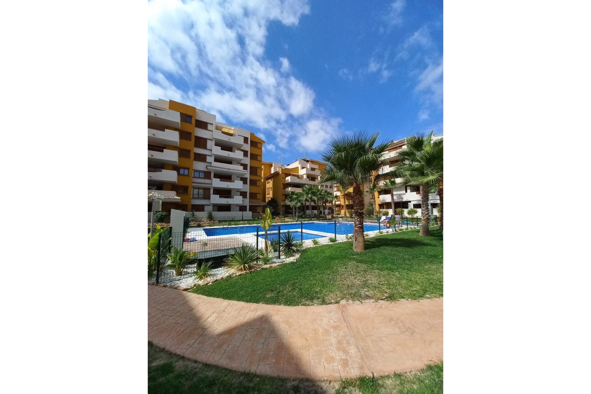 Resale - Apartment  - Torrevieja