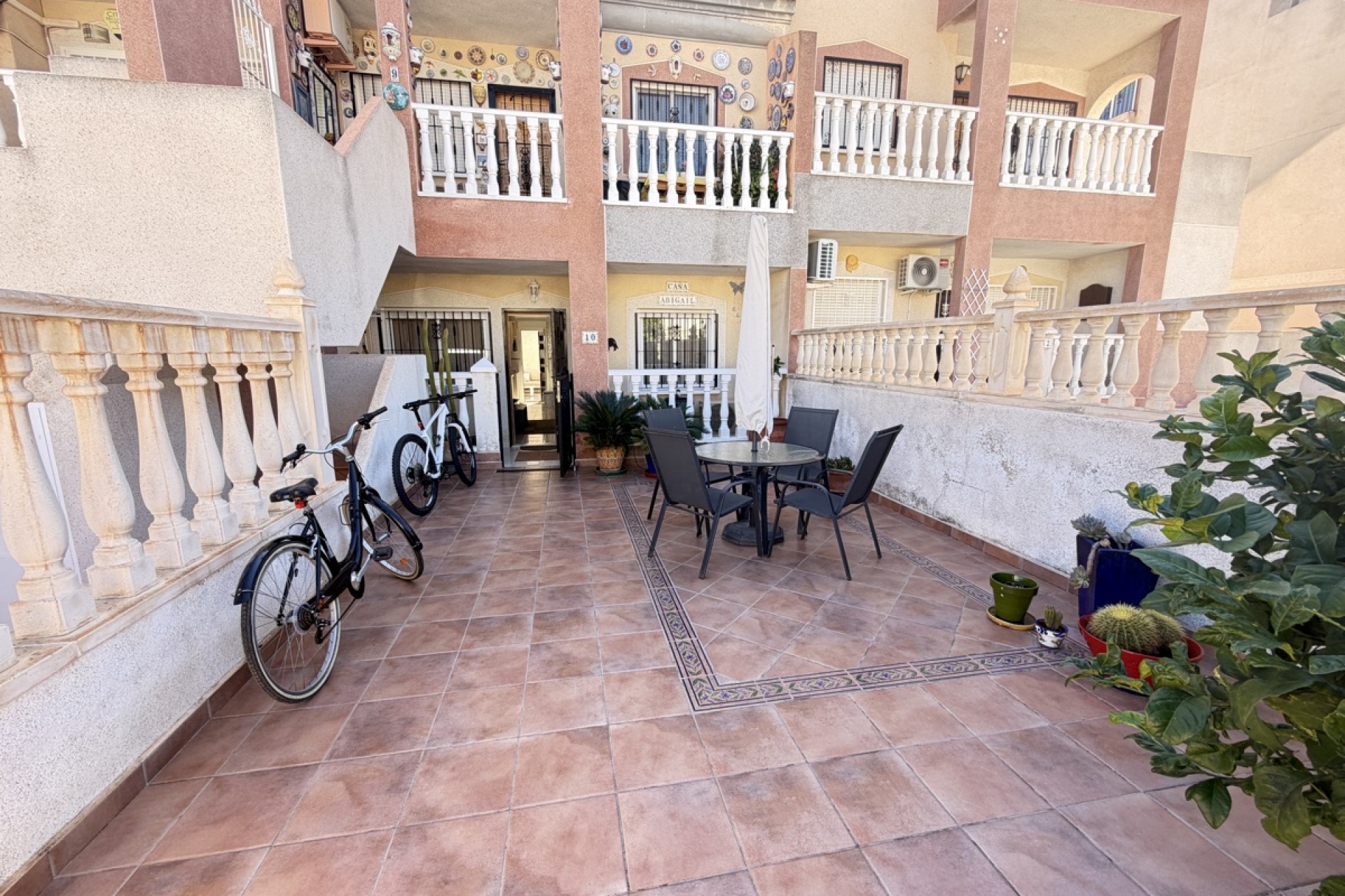 Resale - Apartment  - V