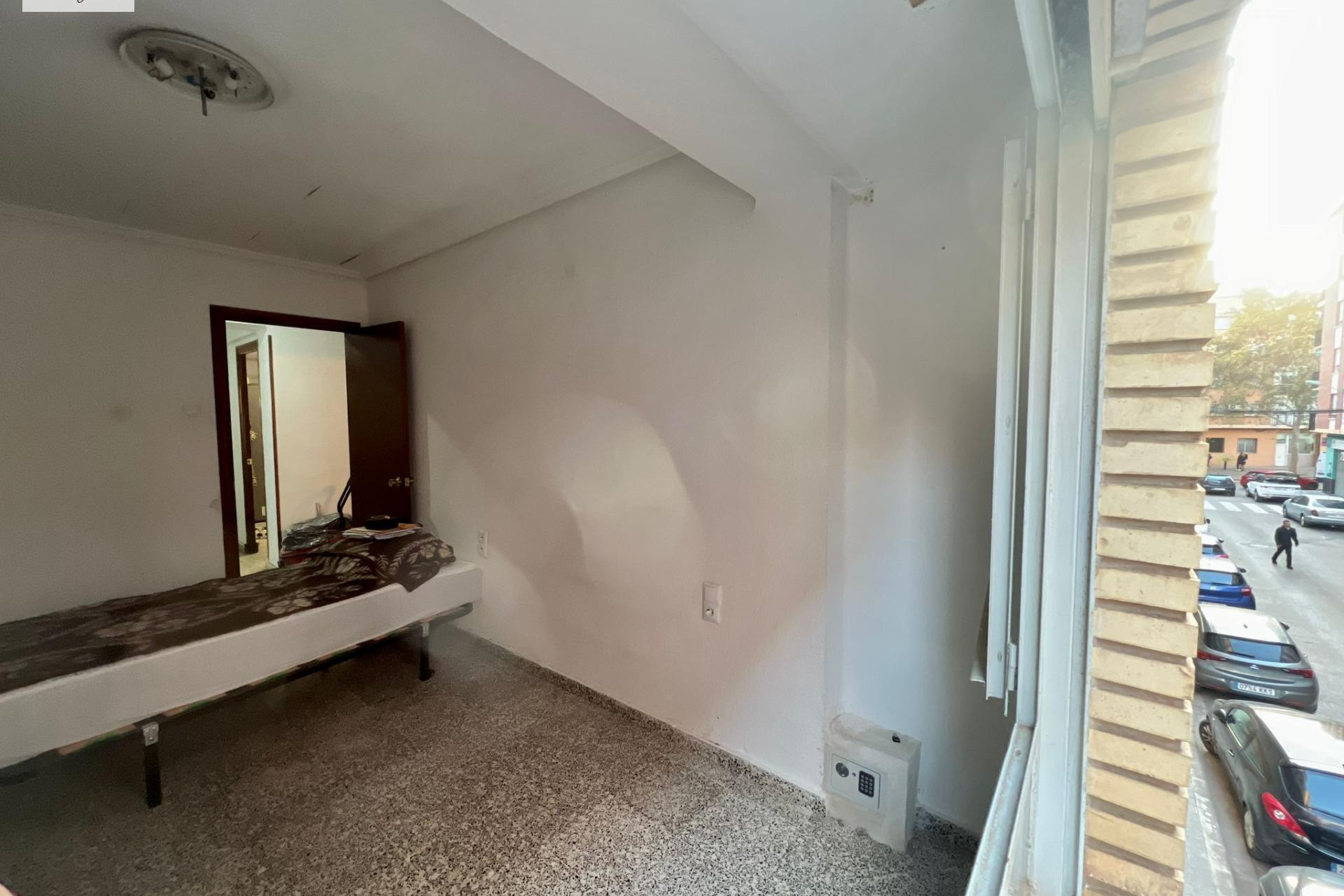 Resale - Apartment  - Valencia - Benicalap