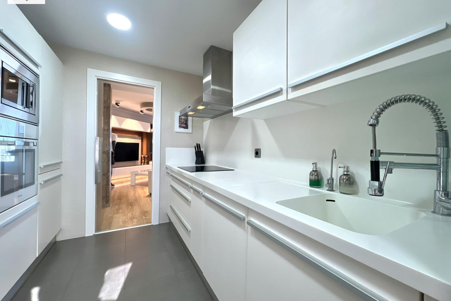 Resale - Apartment  - Valencia - Ciutat de les Arts i de les Ciencies