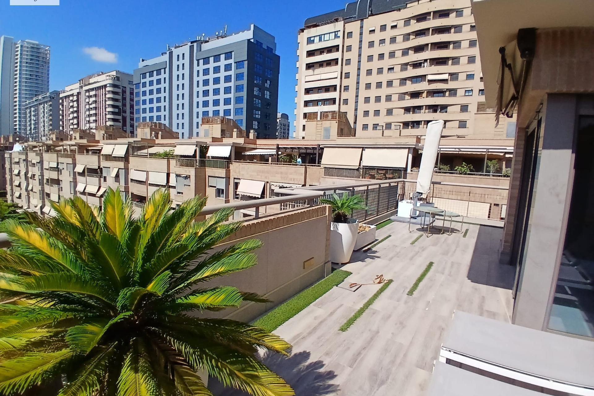 Resale - Apartment  - Valencia - Comunidad valenciana