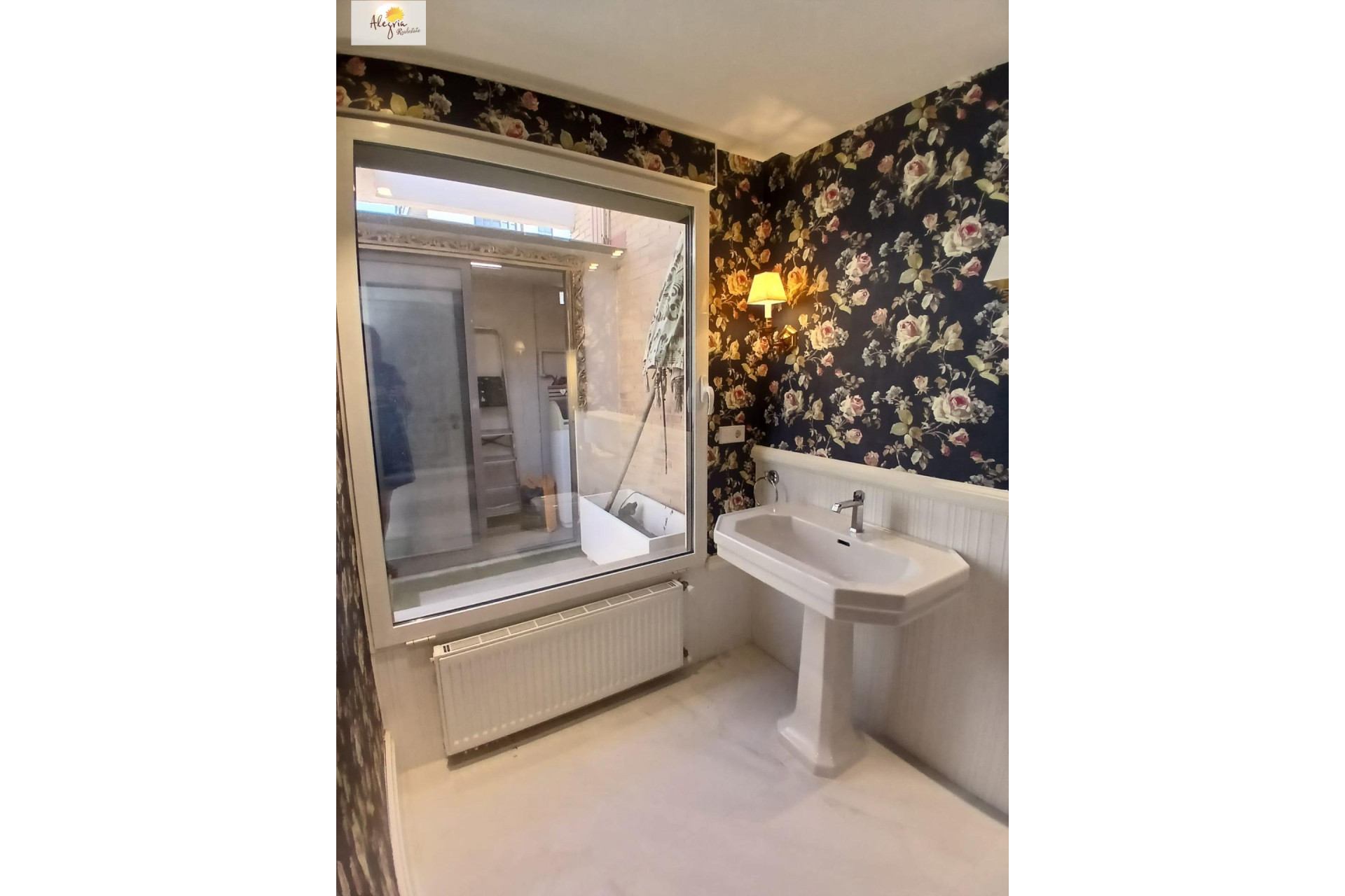 Resale - Apartment  - Valencia - Comunidad valenciana