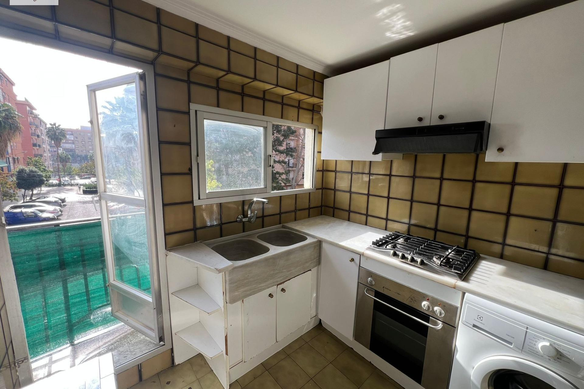 Resale - Apartment  - Valencia - Marxalenes