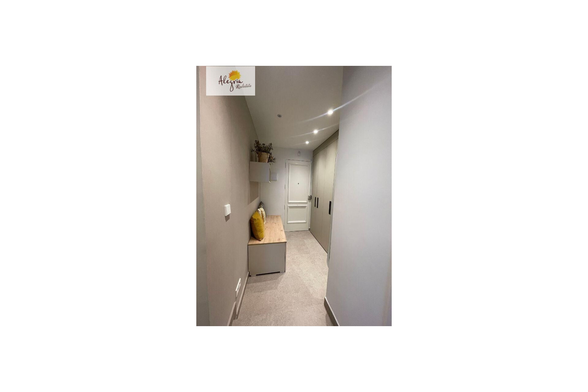 Resale - Apartment  - Valencia - Sant Francesc