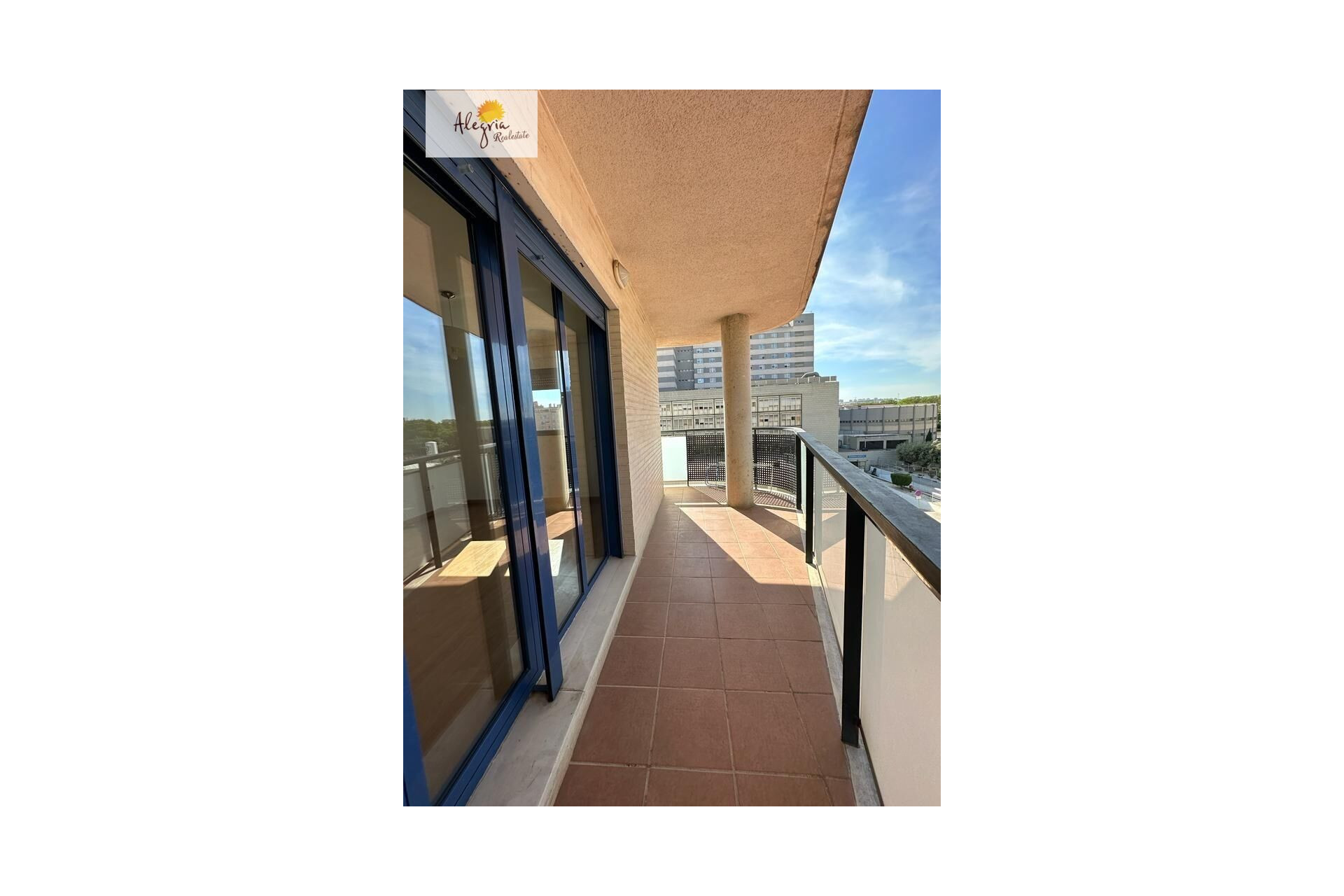 Resale - Apartment  - Valencia - Sant Pau