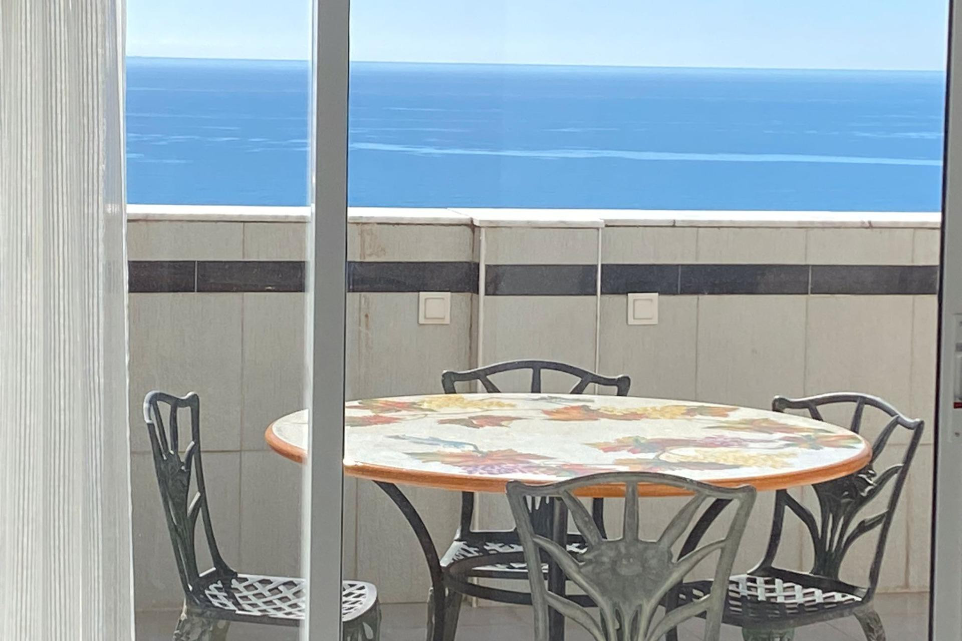 Resale - Apartment  - Villajoyosa - Cala de finestrat