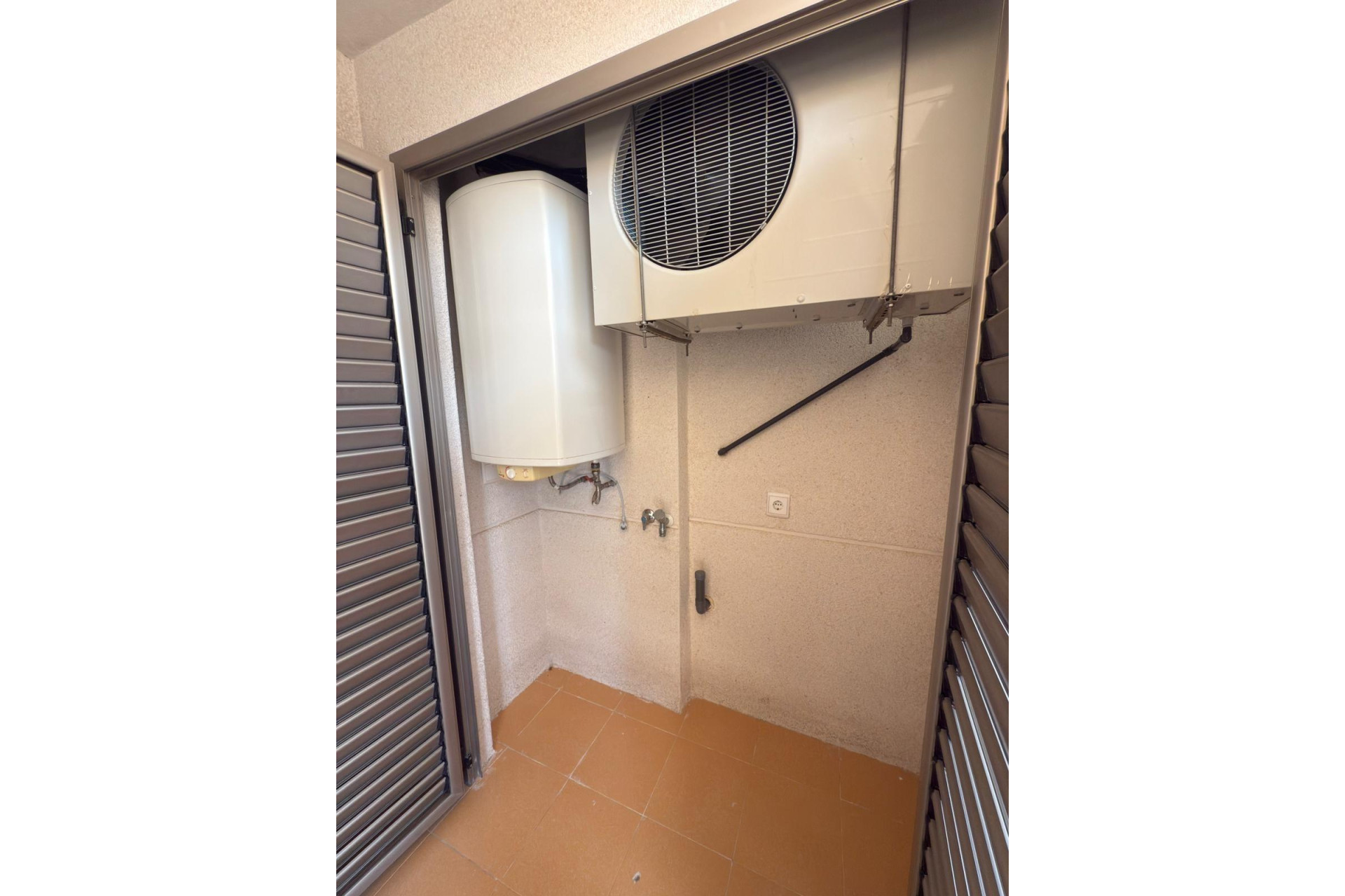 Resale - Apartment  - Villajoyosa - Cala de finestrat